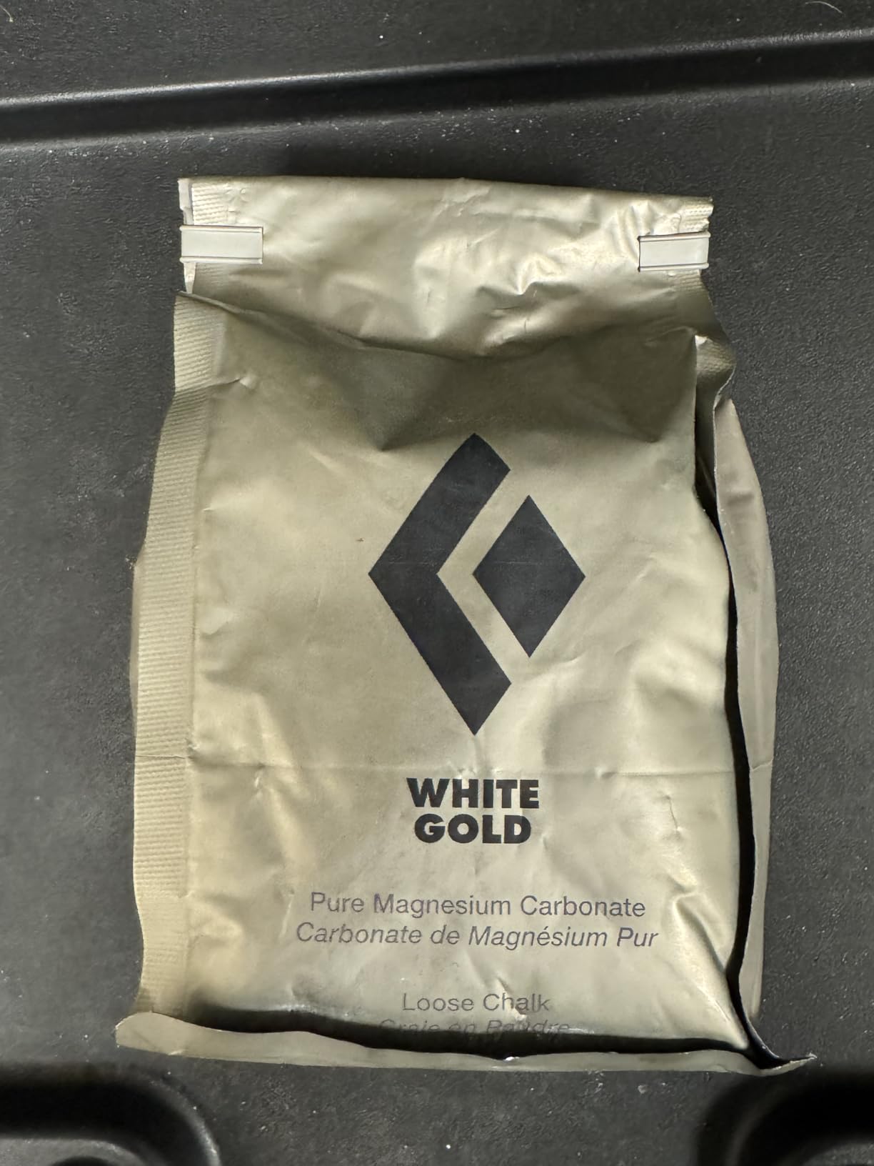 BLACK DIAMOND White Gold Chalk | 100% Magnesium Carbonate | Superior Grip & Moisture Absorption for Rock Climbing & Training | Loose or Refillable Variations customer photo 2