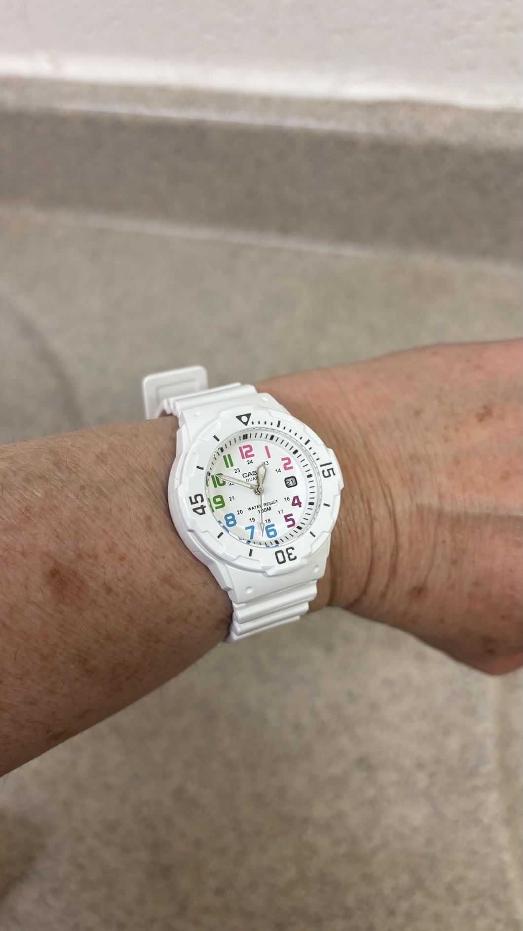 Casio MDV106 Series Unisex Analog Watch, 200M WR, Stainless Steel Case, Resin Band, Black Dial Dive Watch customer photo 2