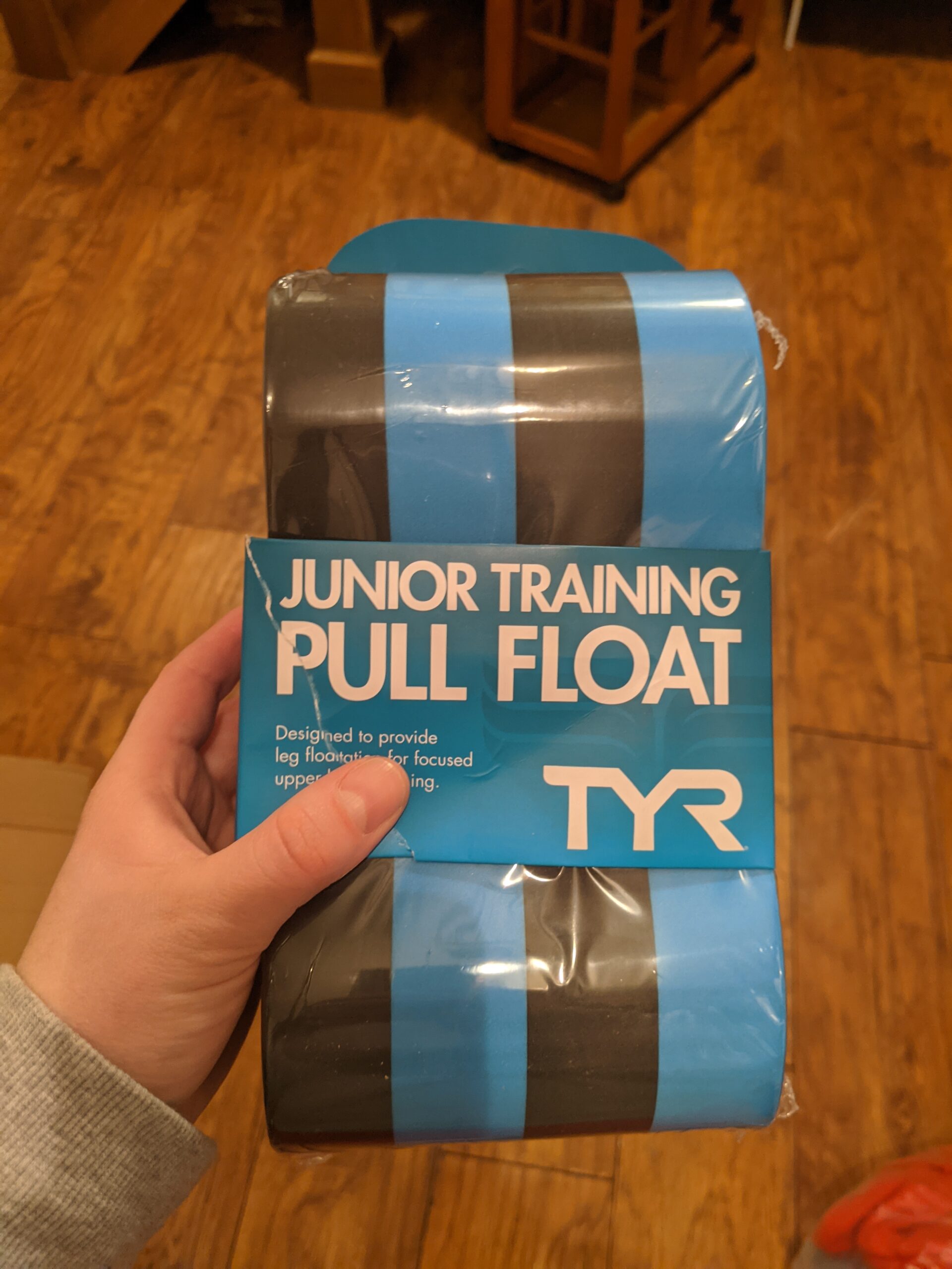 TYR Junior Pull Float - Pull Buoy Leg Float for Swim Training customer photo 1