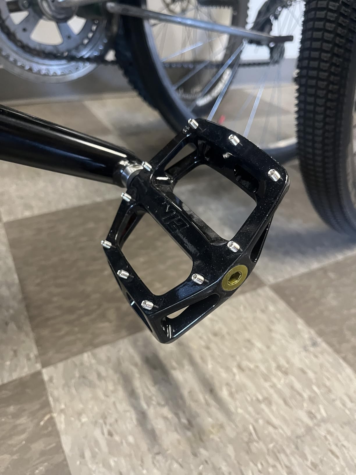 DMR V12 MTB Flat Pedals Black 2015 customer photo 1