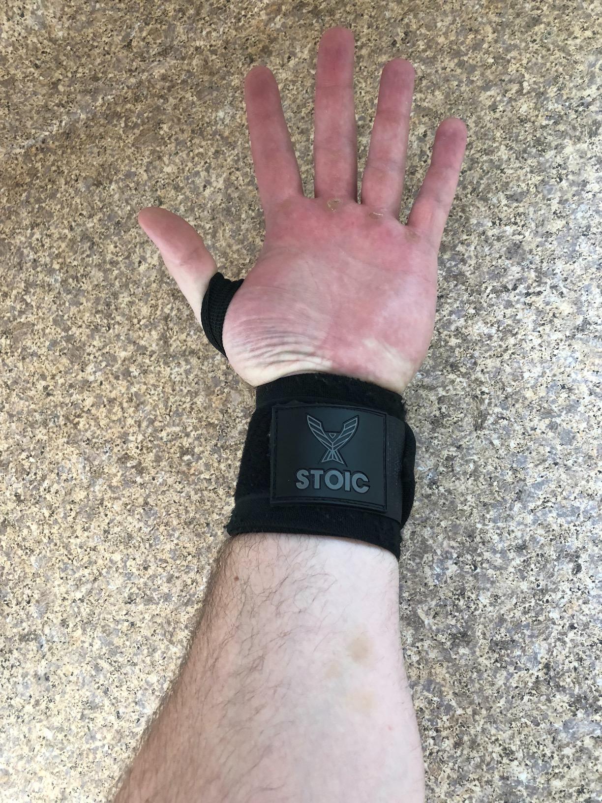 Stoic Wrist Wraps Weightlifting, Powerlifting, Cross Training, Bodybuilding with Thumb Loop for Gym Workout, Men and Women Weight Lifting and Strength Training customer photo 1
