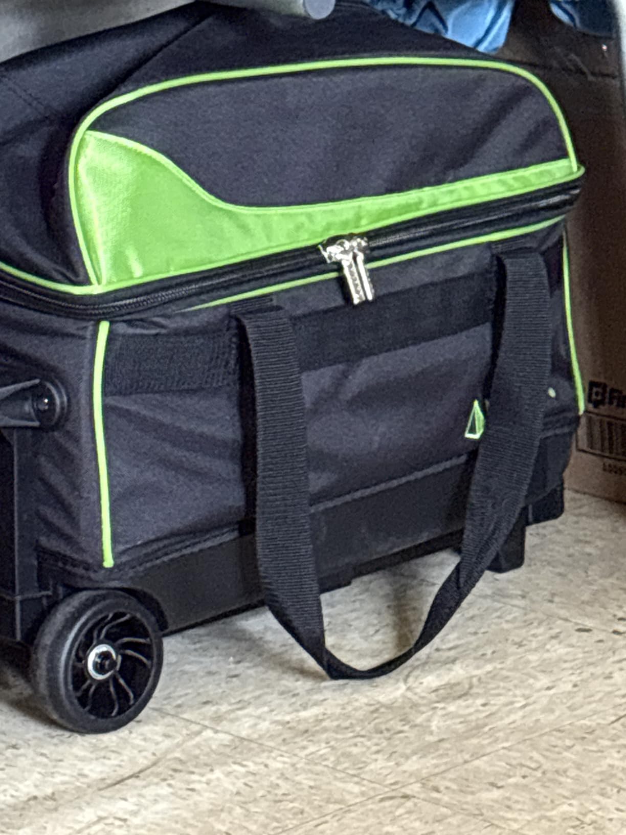 Pyramid Prime Double Roller 2 Ball Bowling Bag with Large Separate Compartment for Bowling Shoes (Up To US Mens Size 16) or Accessories, Locking Handle - Extends to 40