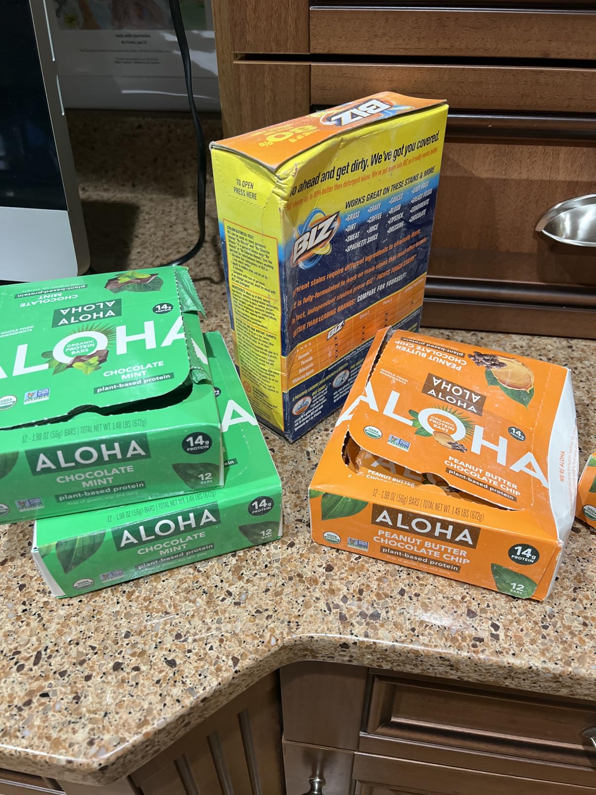 ALOHA Organic Plant Based Protein Bars | Peanut Butter Chocolate Chip | 1.98 Oz (Pack of 12) | Vegan, Low Sugar, Gluten Free, Paleo, Low Carb, Non-GMO, Stevia Free, Soy Free, No Sugar Alcohols customer photo 1