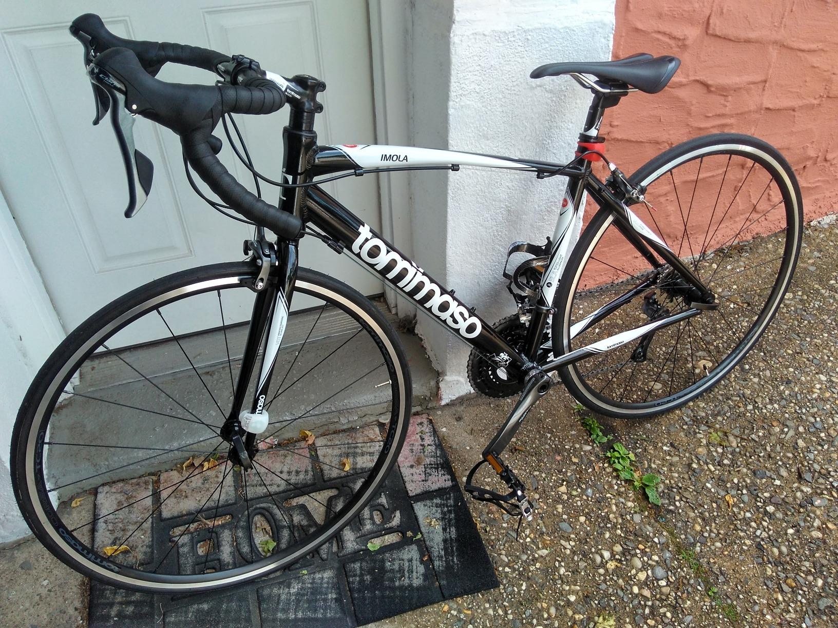 Tommaso Imola Sport Bike Performance Aluminum Road Bike, Shimano Claris 24 Speeds Road Bicycle Men Road Bikes customer photo 1