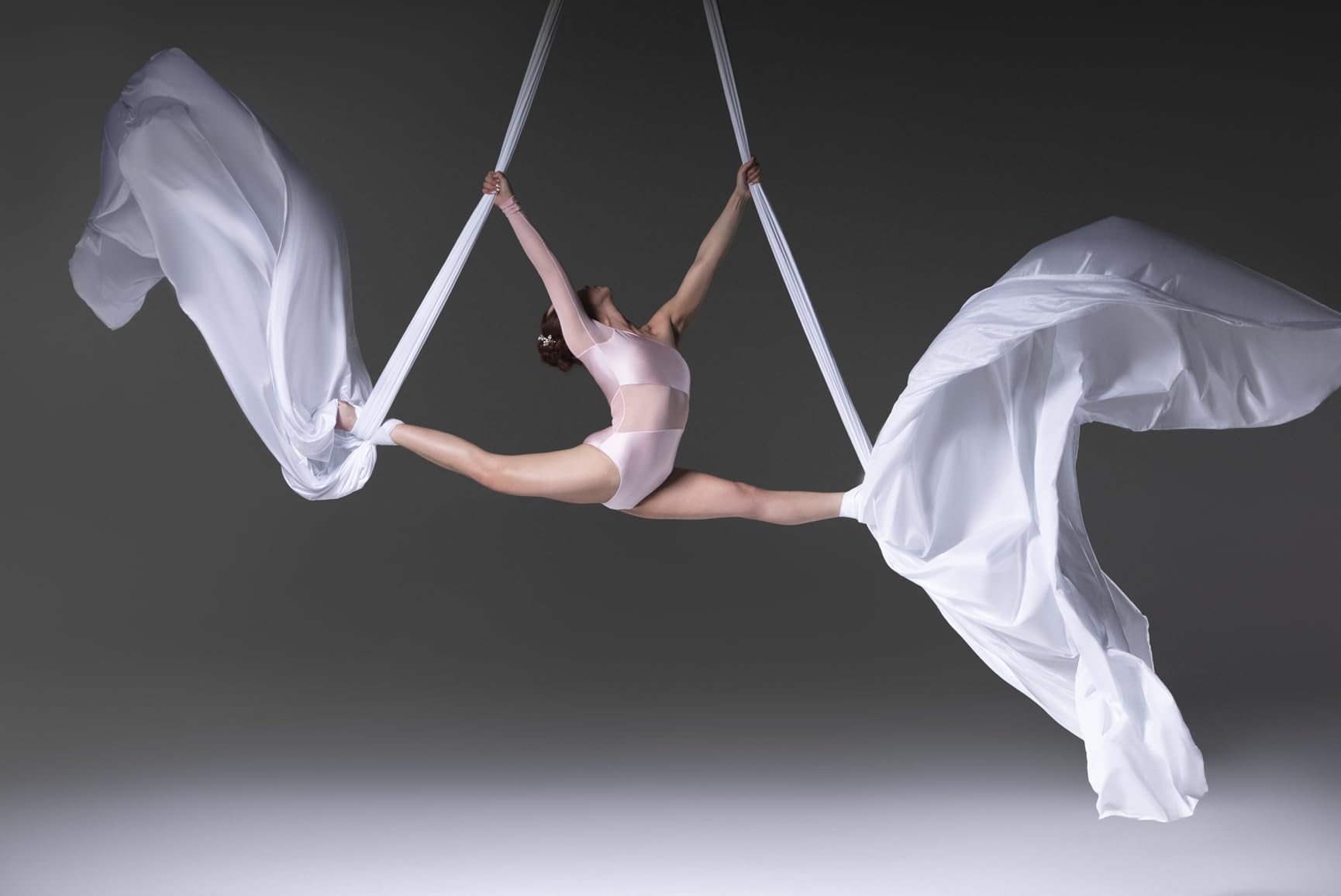 DASKING Aerial Silks Starter Kit - Durable 11Yards of Aerial Yoga Hammock with Hardware, Aerial Swing for Acrobatic Flying Yoga & All Levels (Aerial Rigging Point Up to 14ft) customer photo 1