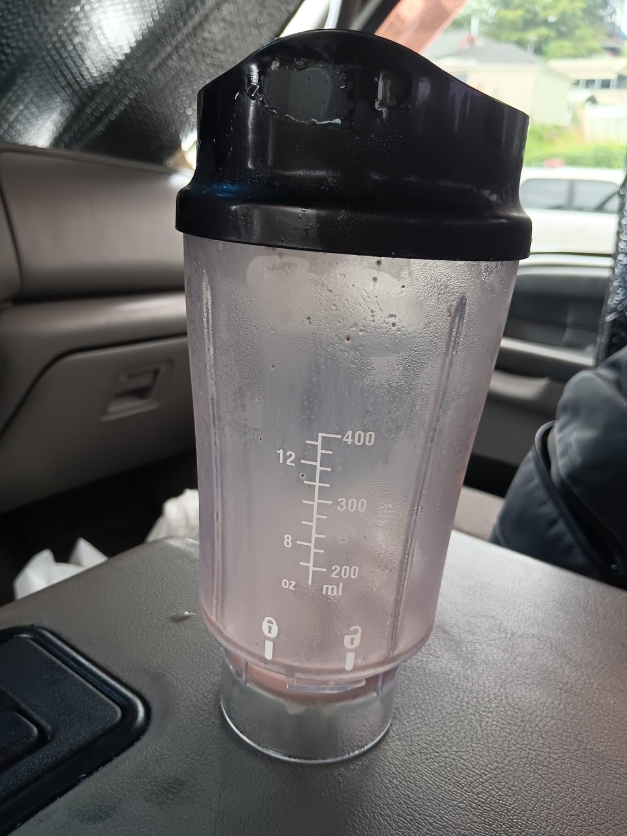 Ascent 100% Whey Protein Powder - Post Workout Whey Protein Isolate, Zero Artificial Flavors & Sweeteners, Gluten Free, 5.5g BCAA, 2.6g Leucine, Essential Amino Acids, Chocolate, 2 lb customer photo 1