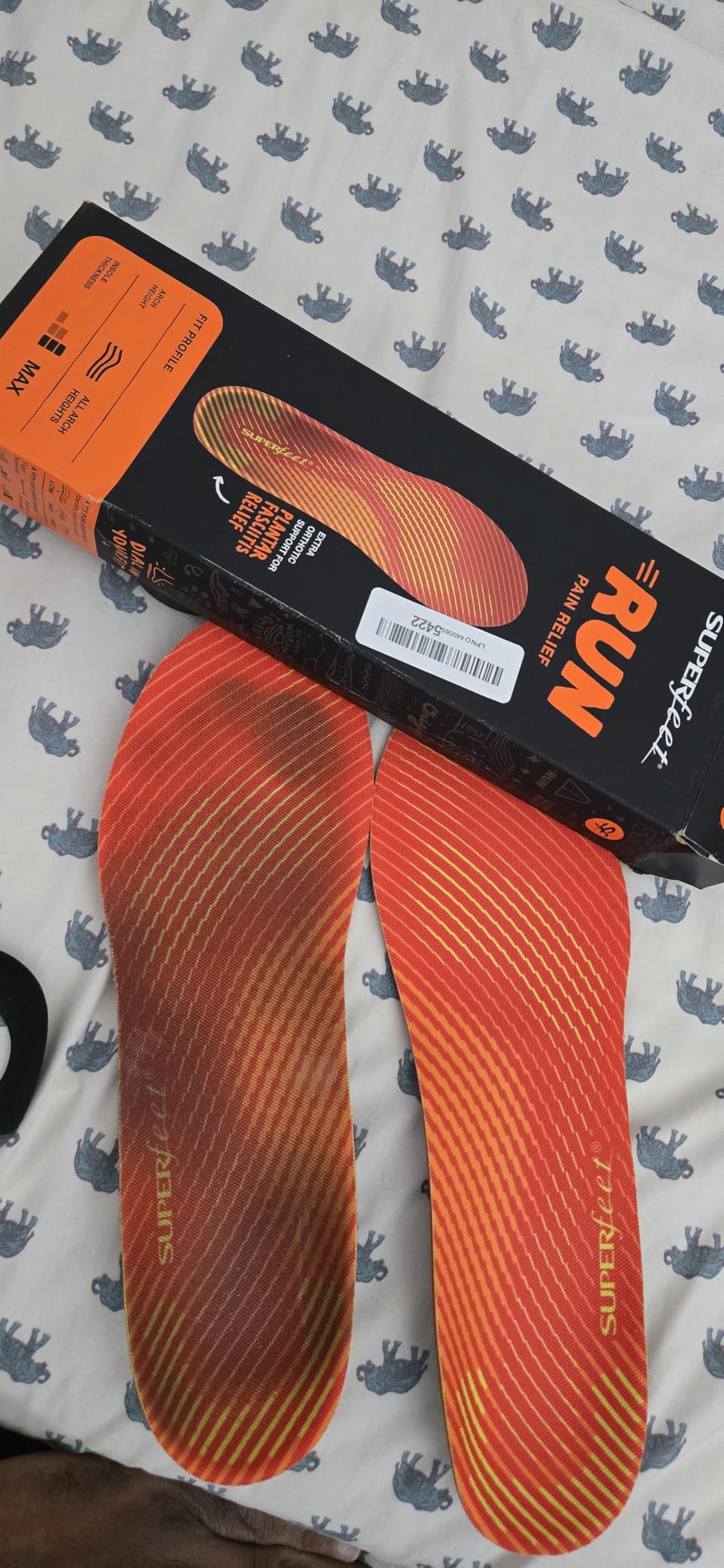 Superfeet Run Pain Relief Insoles for Plantar Fasciitis Relief & Runners with All Arch Heights Support & EVOLyte Carbon Fiber - 7.5-9 Men / 8.5-10 Women customer photo 2