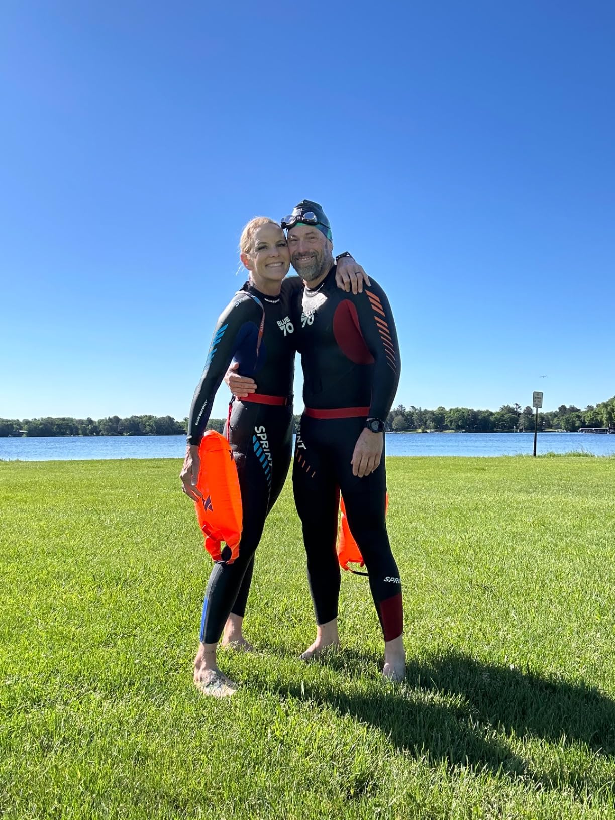Xterra Wetsuits Swim Buoy Float - Swimming Safety Float Dry Bag for Open Water Swimmers and Training Triathletes, Kayaking, Snorkeling, Shallow Diving (PVC 15 Liter Orange) customer photo 1