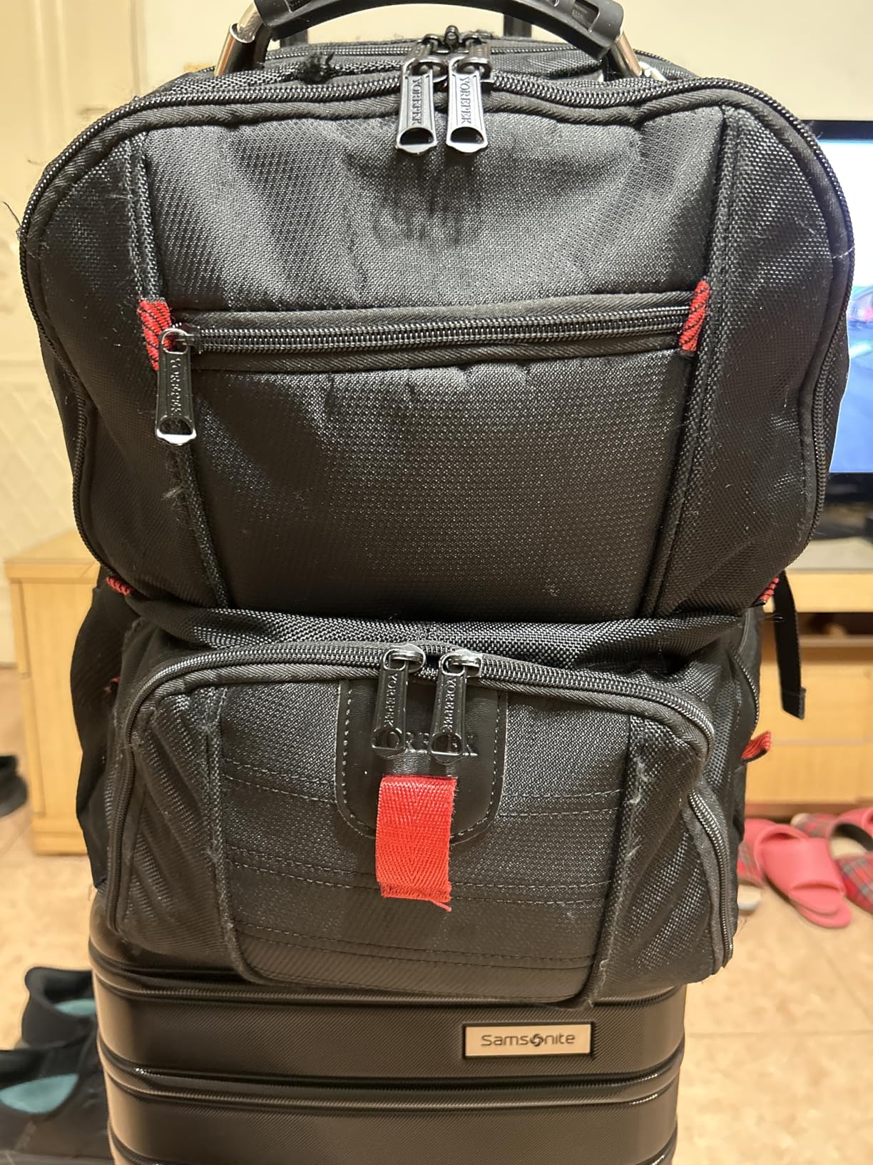 YOREPEK Large Backpack for Men, Extra Large Laptop Backpacks for Men Women, Water Resistant Travel Backpack Airline Approved Business Work Bag Fits 17 Inch Computer, Black customer photo 1