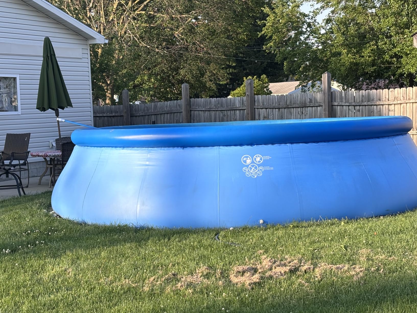 INTEX Easy Set 15 ft x 48in Above Ground Pool Set, Round Inflatable Swimming Pool with 1000 GPH Cartridge Filter Pump, Ladder, Cover, & Ground Cloth customer photo 2