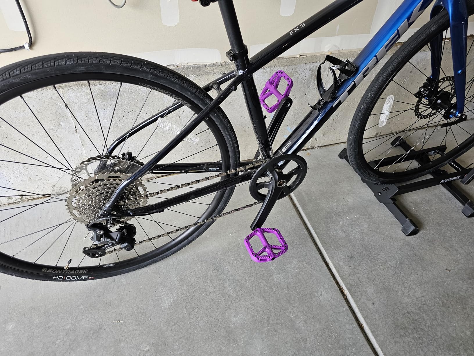 OneUp Components Composite Pedals - Lightweight, Durable Flat Bike Pedals for Mountain Bikes (MTB) customer photo 2