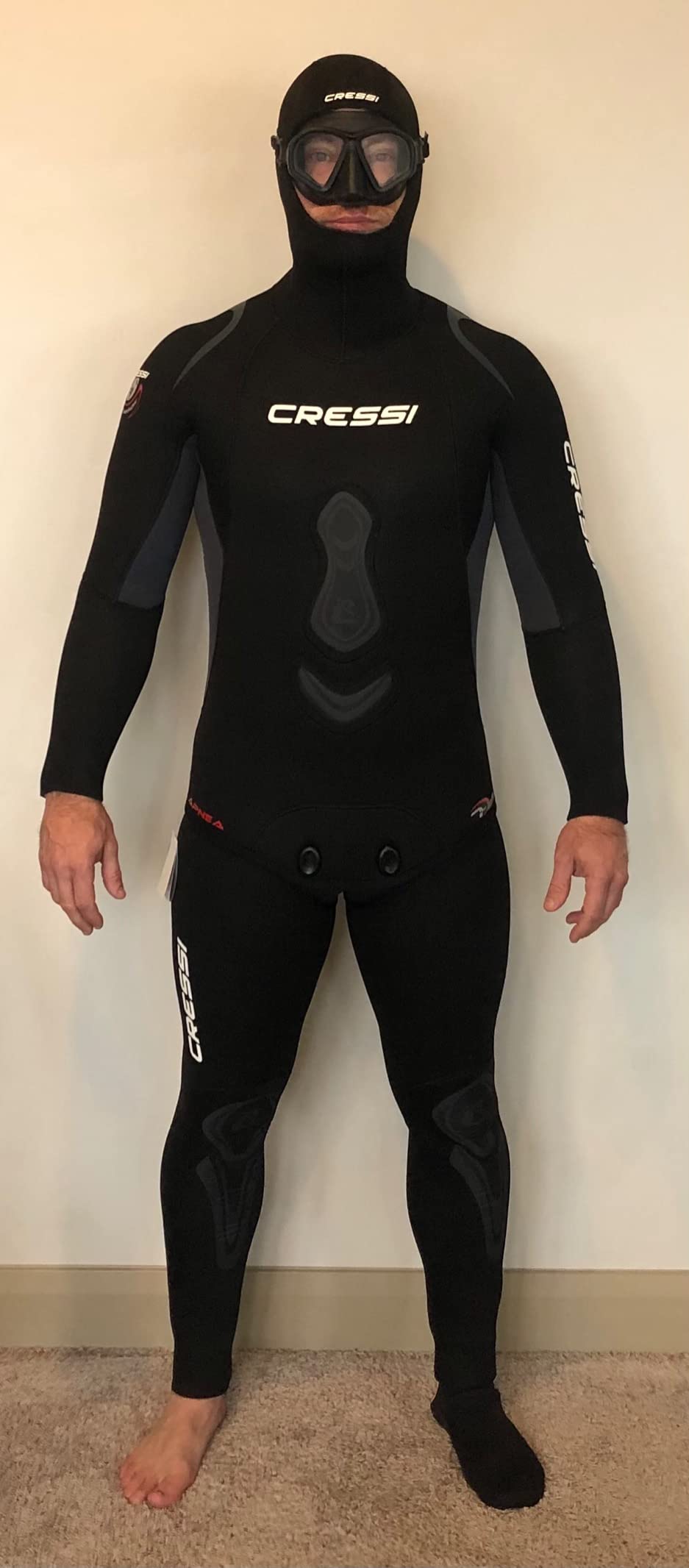 Cressi Apnea 2-pcs Freediving Spearfishing Wetsuit, Jacket & Pants, Loading Chest Pad, Knee Protection, Anatomical Design - Apnea: Designed in Italy customer photo 2