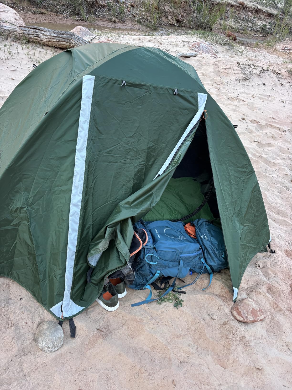 Clostnature Lightweight Backpacking Tent - 1/1.5/2/3/4/6 Person Ultralight Waterproof Camping Tent, 3 Season Large Size Easy Setup Tent for Family, Outdoor, Hiking and Mountaineering customer photo 1