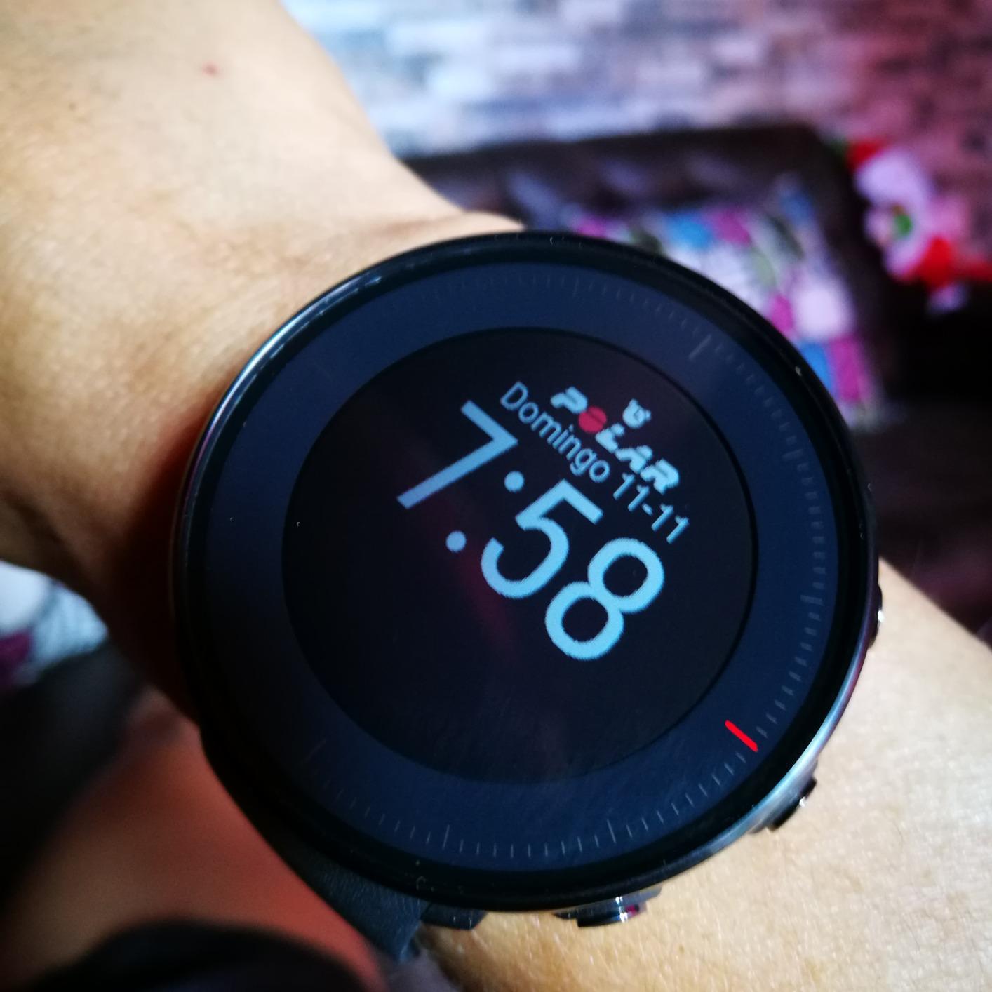 Polar Vantage M - Advanced Running & Multisport Watch with GPS and Wrist-Based Heart Rate customer photo 2