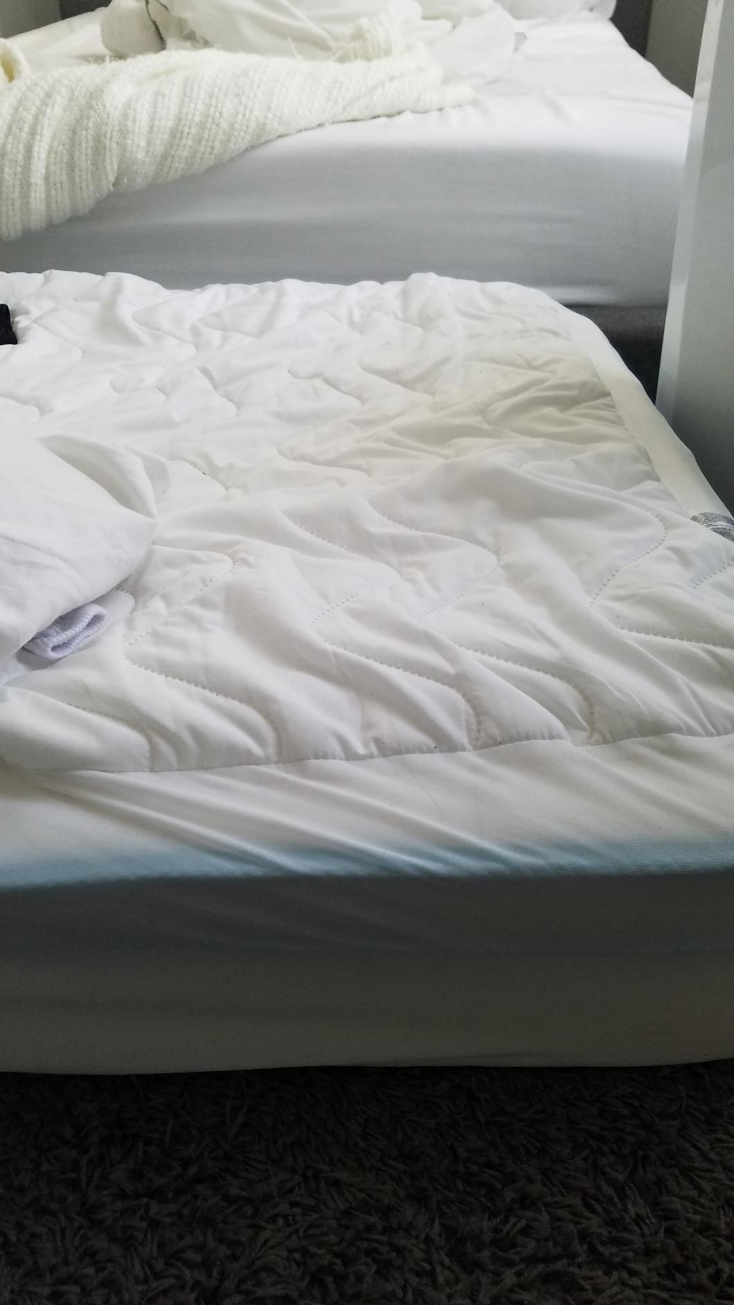 Linenspa 10 Inch Memory Foam and Spring Hybrid Mattress - Medium Feel - Bed in a Box - Quality Comfort and Adaptive Support - Breathable - Cooling - Perfect for a Guest Bedroom - Twin Size customer photo 2