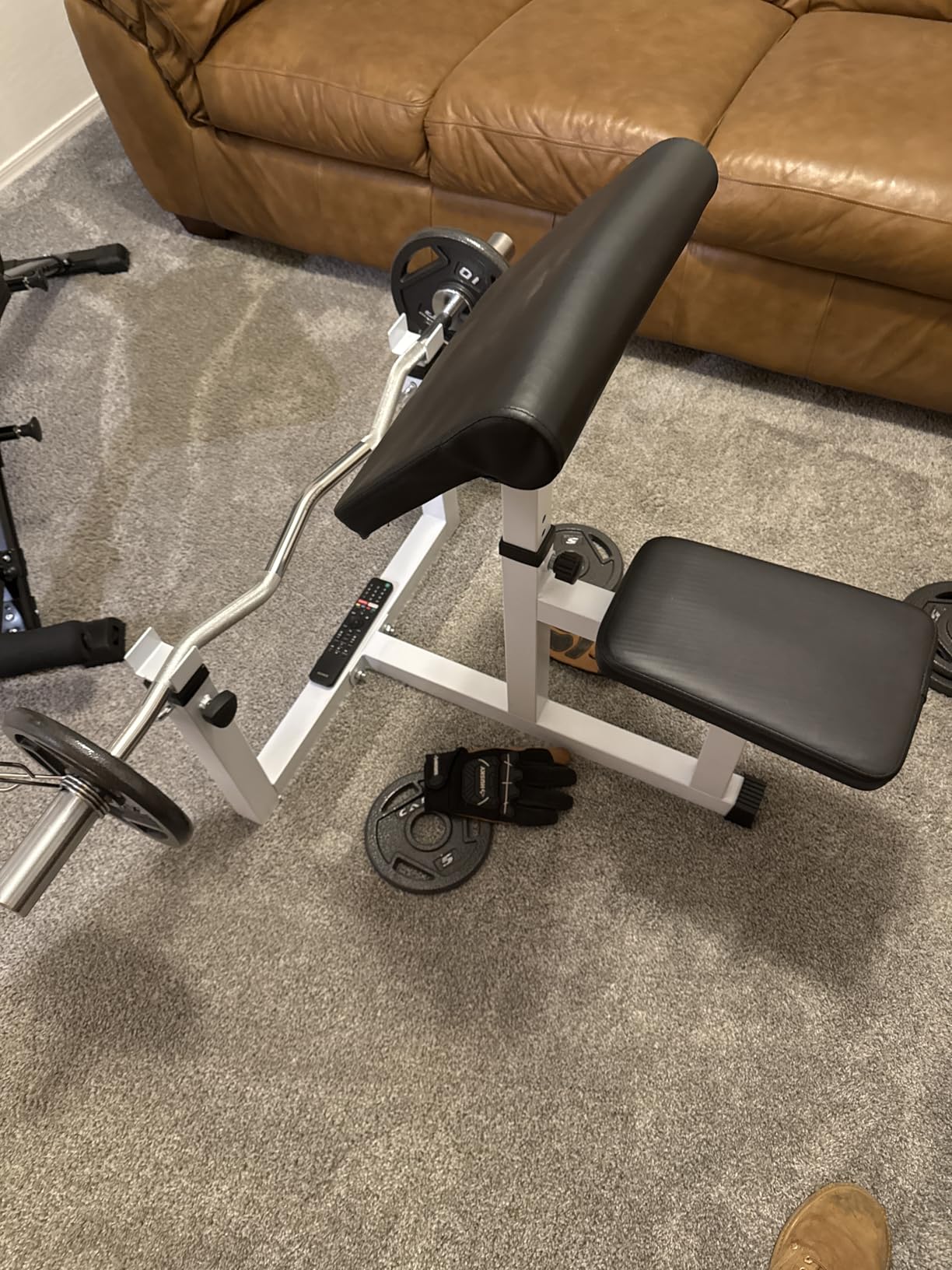 Adjustable Arm Preacher Curl Bench Bicep Strengh Bench Seated Strenghthen Training Isolated Barbell Dumbell Biceps Station for Home Gym customer photo 1