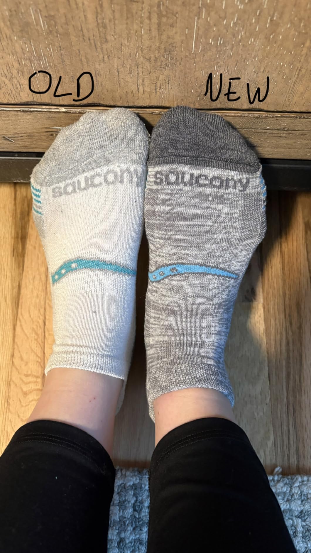 Saucony Women's RunDry Performance Heel Tab Athletic Socks, Available in S-L (8, 16, 24 Pairs) customer photo 2