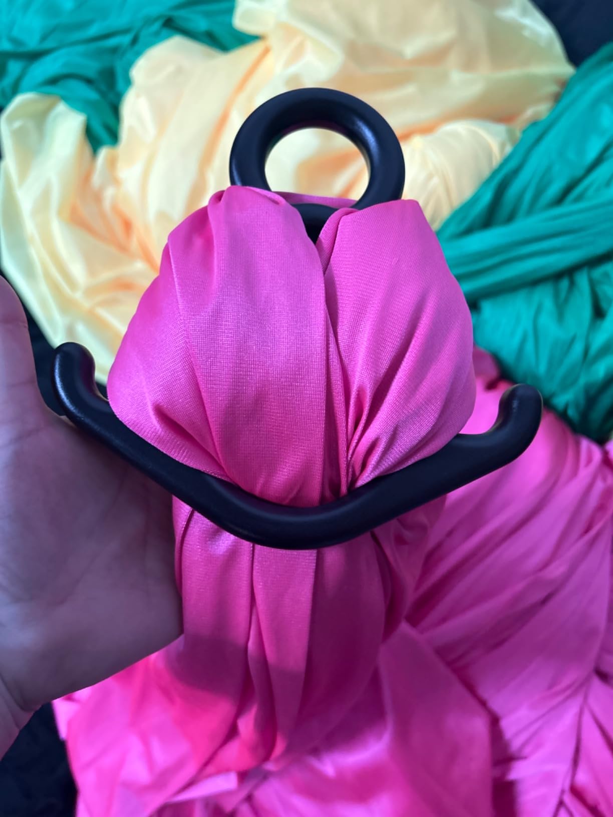 Deluxe Aerial Silks Equipment Set - 11 Yards Aerial Yoga Hammock Swing for Acrobatic, Circus Arts, Dance (L:10m W:2.8m) customer photo 2