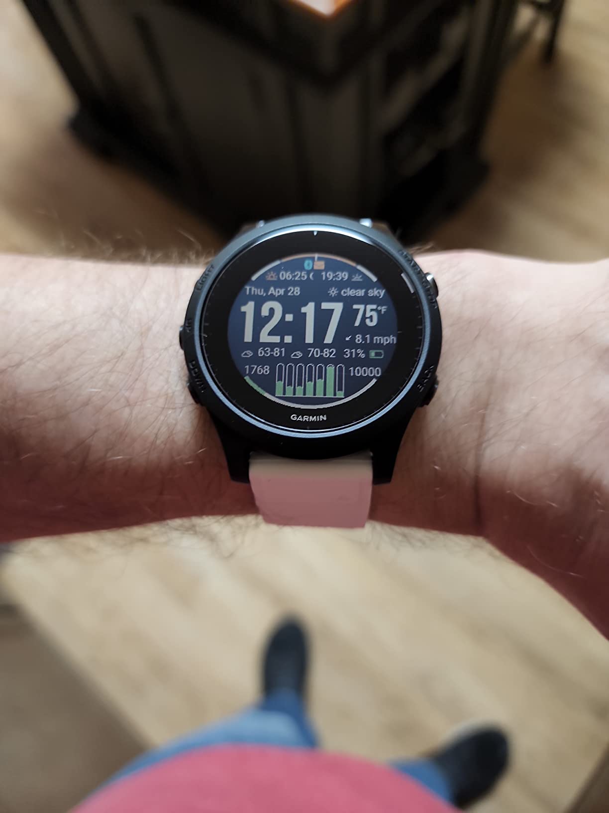 Garmin Forerunner 945, Premium GPS Running/Triathlon Smartwatch with Music, Black customer photo 1
