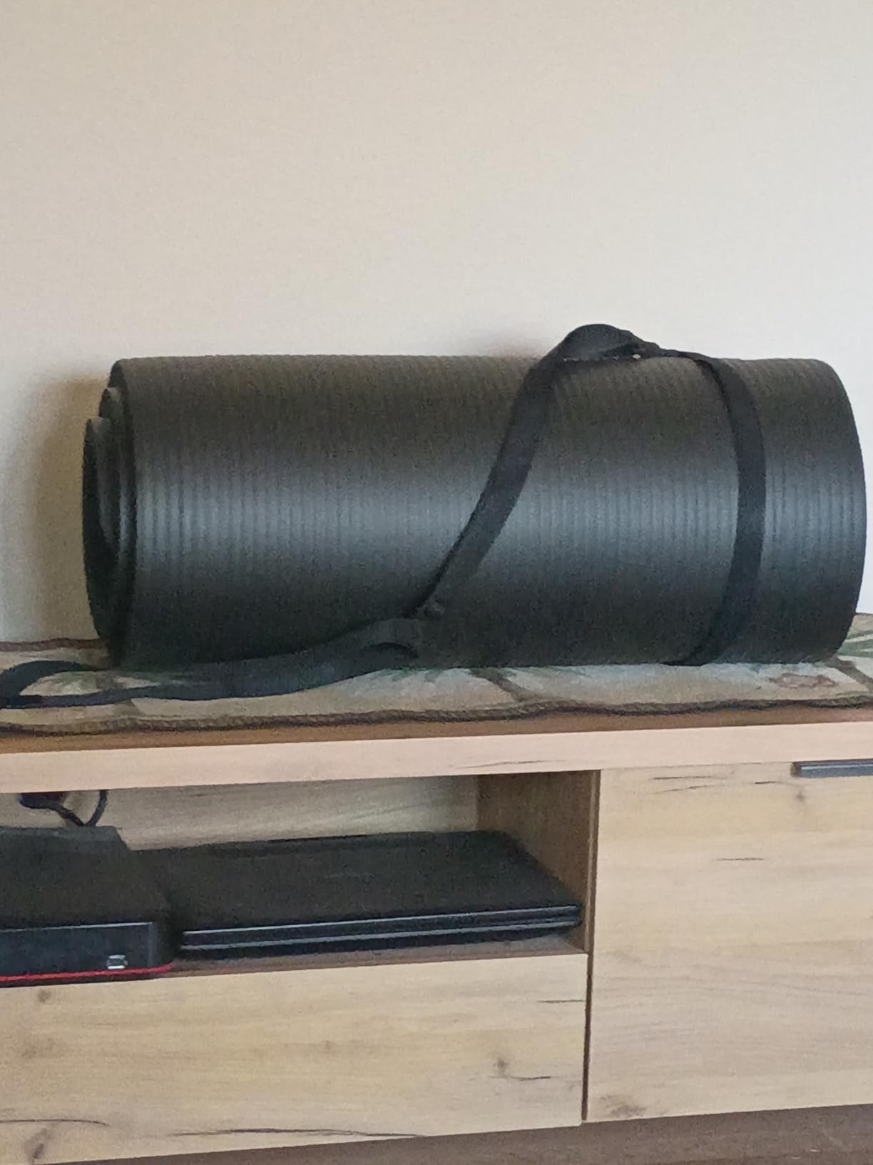 BalanceFrom Yoga Mat, 1-Inch Extra Thick High Density Exercise Mat with Carrying Strap customer photo 1