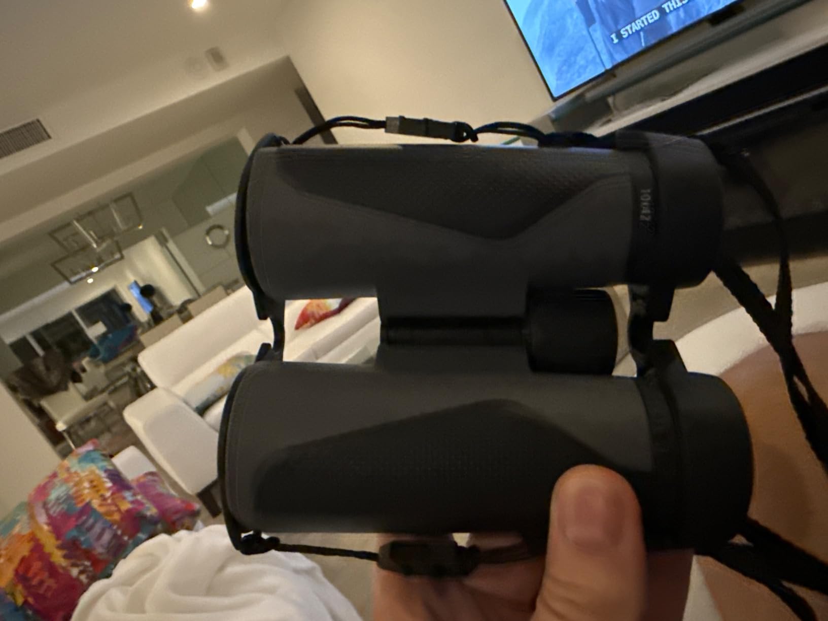 ZEISS Terra ED Binoculars 10x42 Waterproof, and Fast Focusing with Coated Glass for Optimal Clarity in All Weather Conditions for Bird Watching, Hunting, Sightseeing, Green customer photo 2