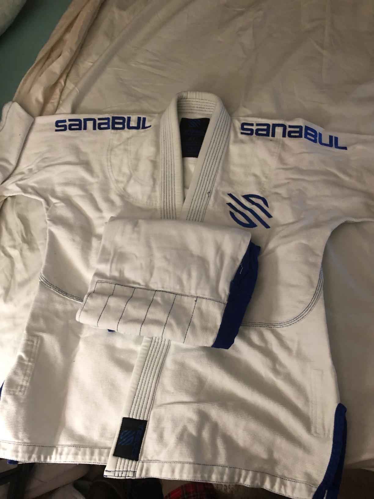 Essential BJJ Gi for Men Brazilian Jiu Jitsu Gi Lightweight Preshrunk Fabric for Jiu-Jitsu Training & Competition customer photo 2