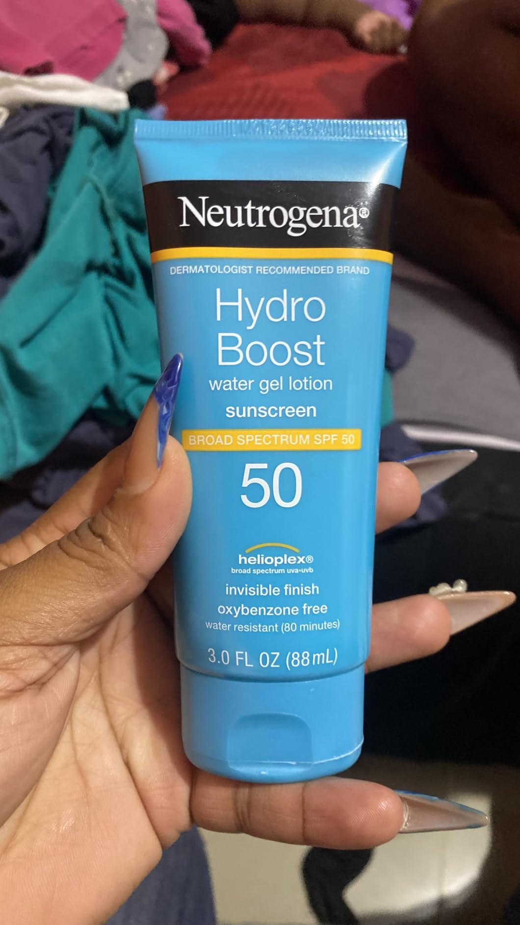 Neutrogena Hydro Boost Water Gel Sunscreen SPF 50, Oil-Free Hydrating & Water-Resistant Face & Body Sunscreen Lotion customer photo 2