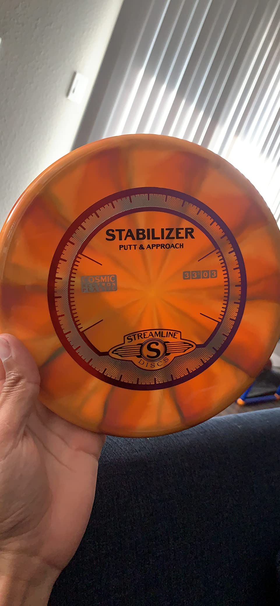 Streamline Discs Cosmic Neutron Stabilizer Disc Golf Putter (170-175g / Colors May Vary) customer photo 1