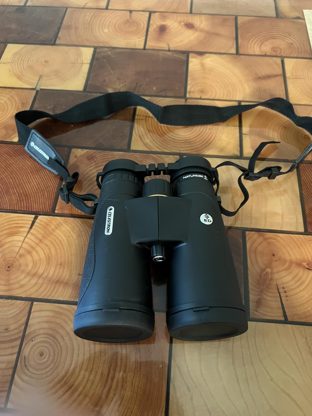 Celestron Nature DX ED 12x50 Premium Binoculars - Extra-Low Dispersion Objective Lenses - Outdoor and Birding Binocular - Fully Multi-Coated with BaK-4 Prisms - Rubber Armored - Fog & Waterproof Binoculars customer photo 2