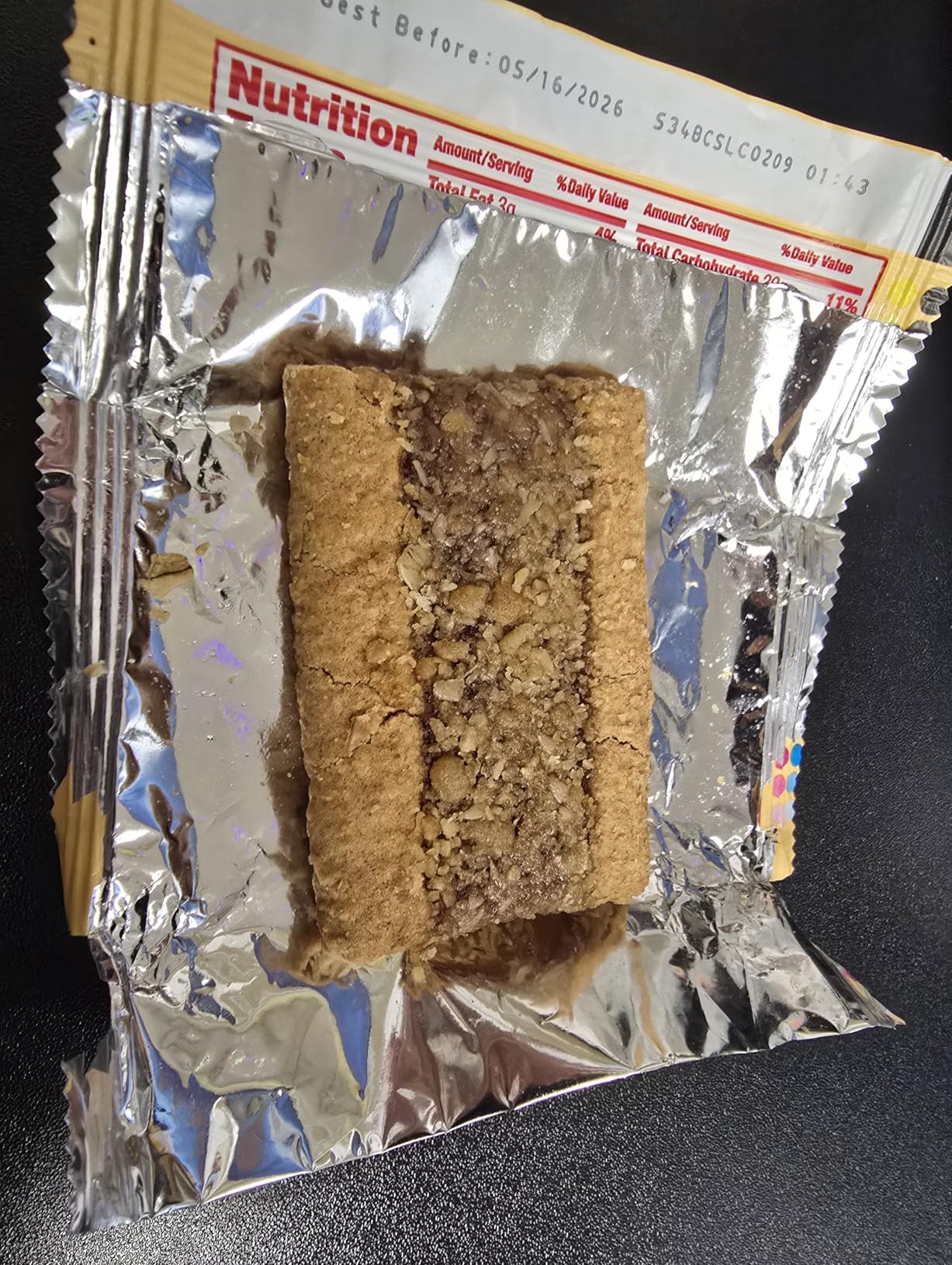 Nature's Bakery Oatmeal Crumble Bars, Strawberry, Real Fruit, Vegan, Non-GMO, Breakfast Bar, 1 Box With 6 Bars, 6 Count customer photo 1