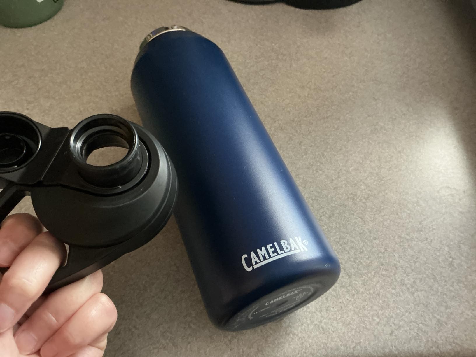 CamelBak Chute Mag Vacuum Insulated Stainless Steel Water Bottle customer photo 2