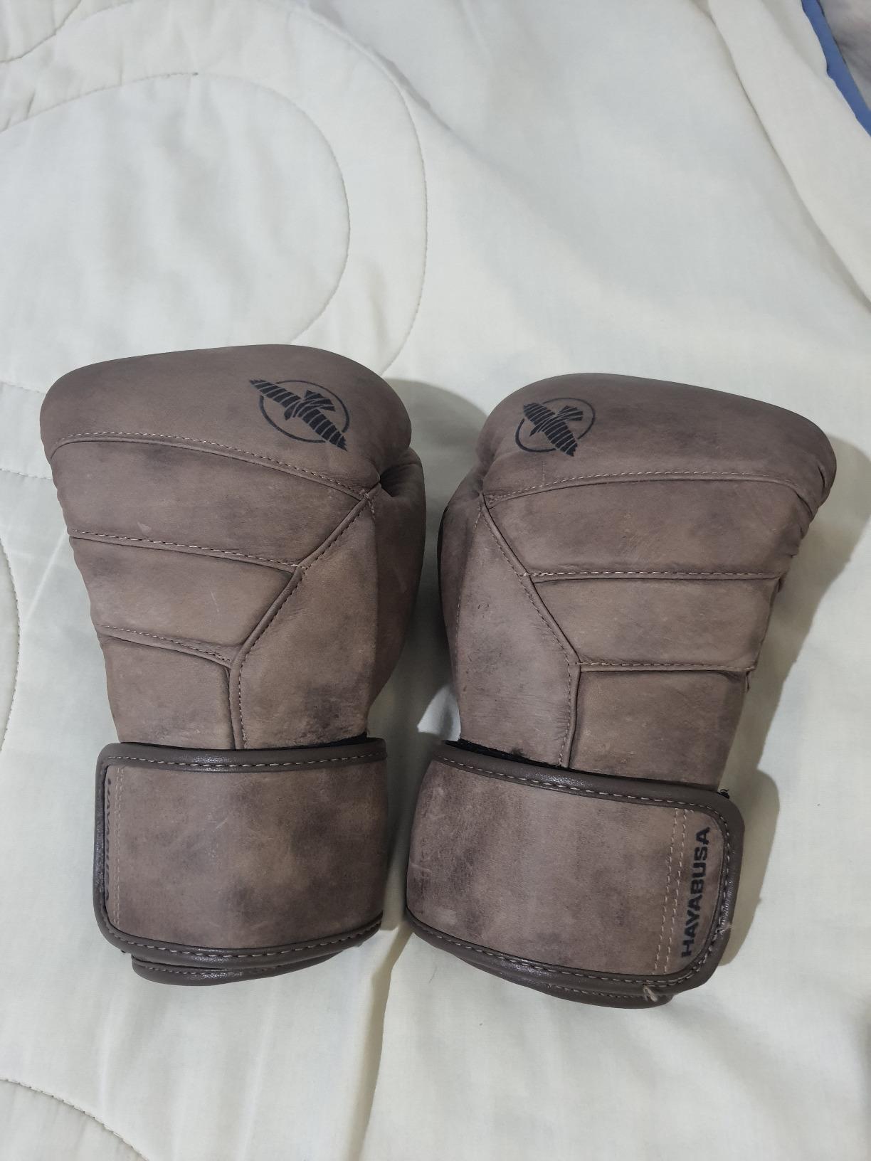 Hayabusa T3 LX Leather Boxing Gloves for Men and Women for Training Sparring Heavy Bag and Mitt Work customer photo 2