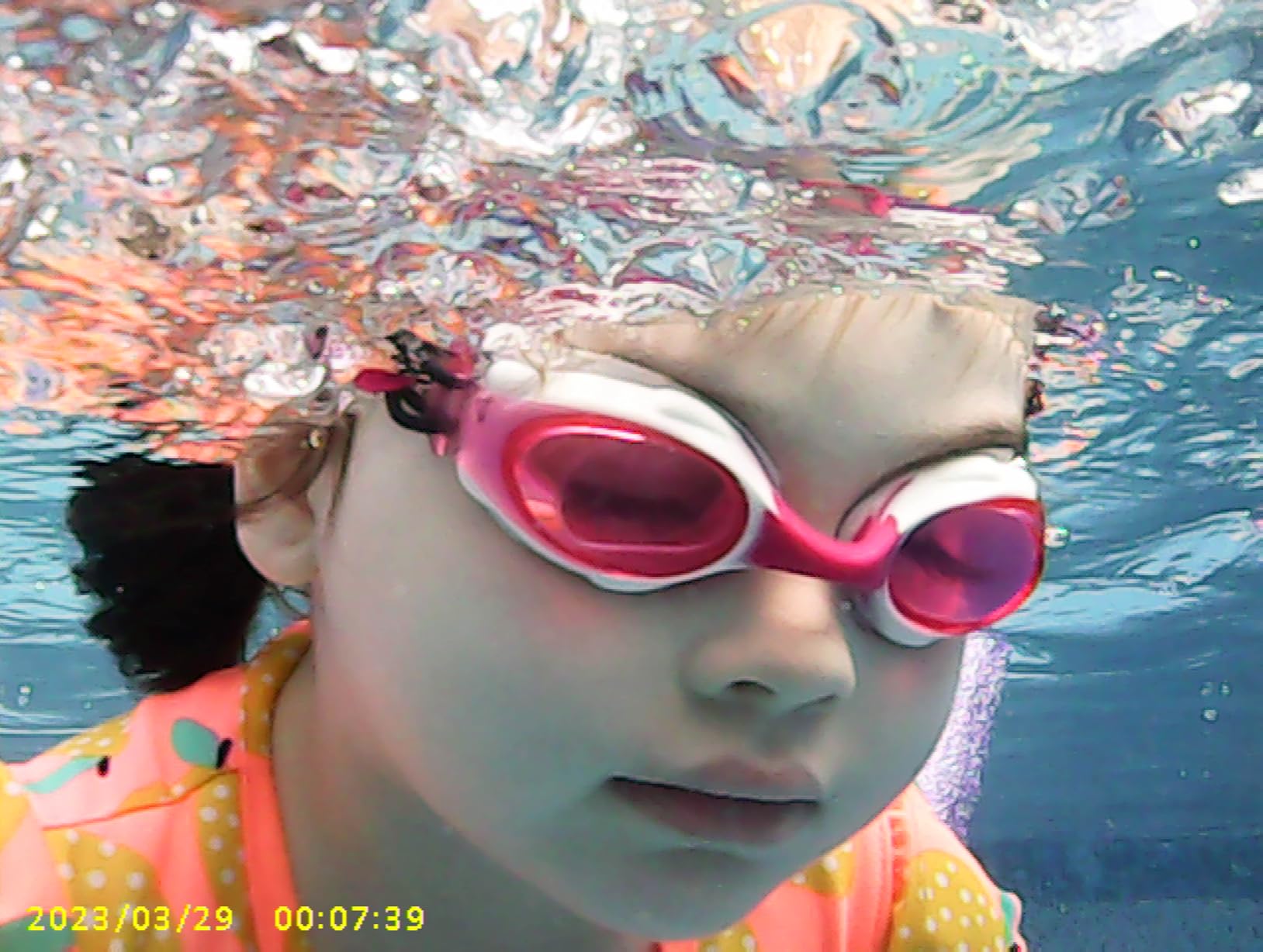 Frogglez Anti-Fog Swimming Goggles for Kids under 10 (Ages 3-10) Recommended by Parents Premium Pain-Free Strap customer photo 2