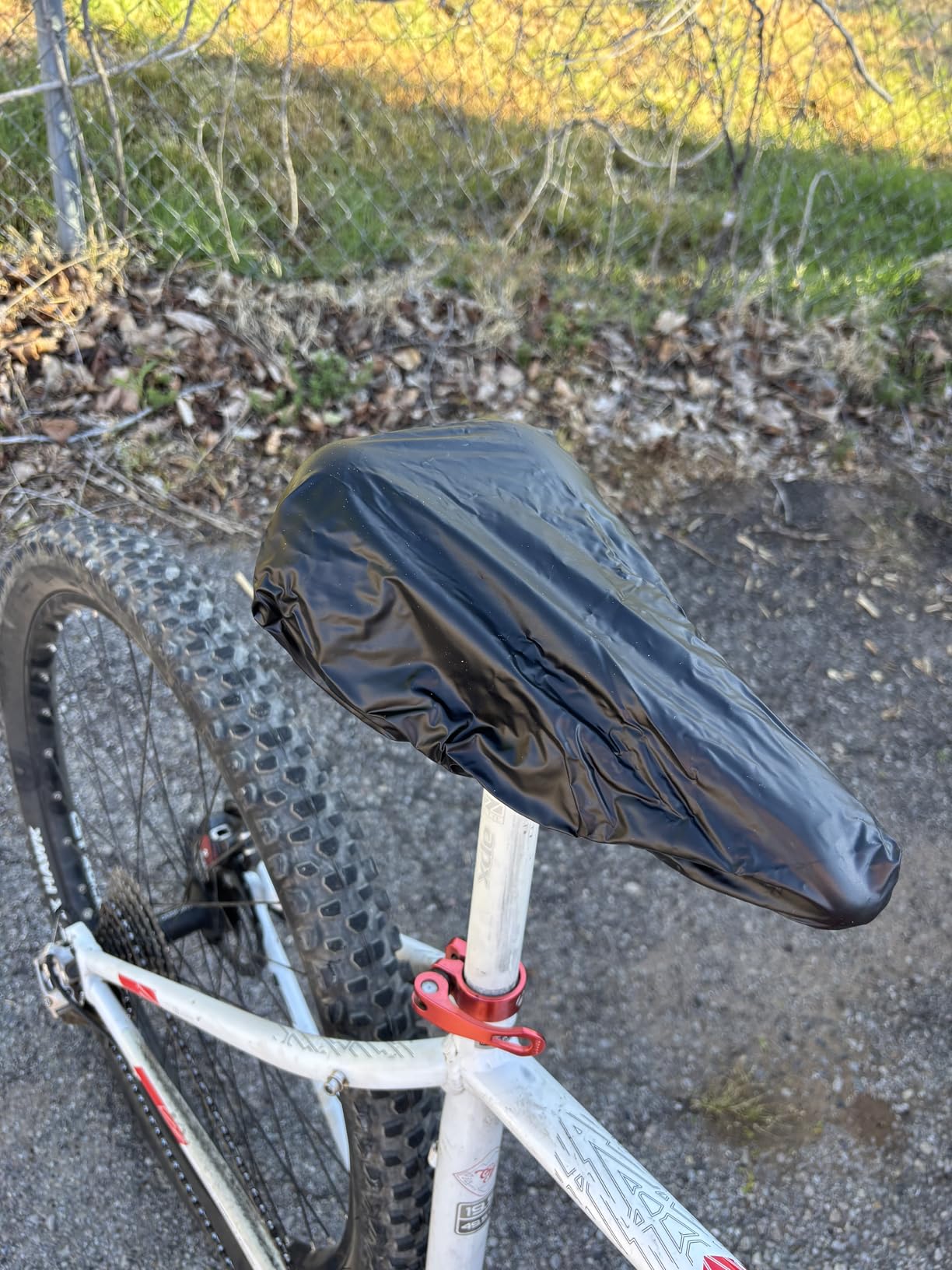 Wittkop Bike Seat I Bicycle Seat for Men and Women, Waterproof Bike Saddle with Innovative 5-Zone-Concept I Exercise Bike Seat for BMX, MTB & Road customer photo 1