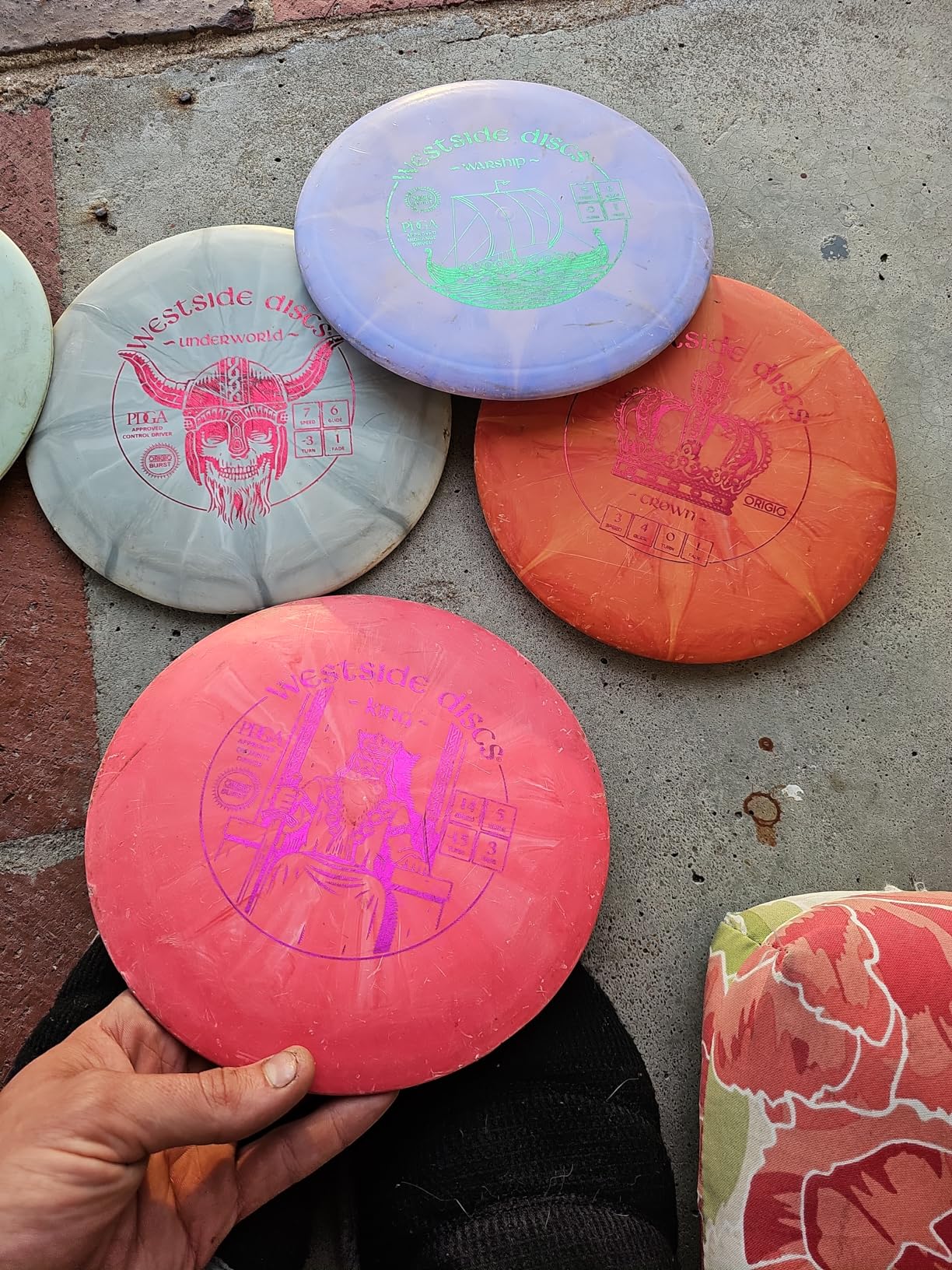 WESTSIDE DISCS Origio Burst 3-Disc Golf Starter Set - Ideal All-in-One Disc Golf Set for Men - 1x Fairway Driver, Midrange & Putter Discs - Mini Marker Included - Colors Will Vary customer photo 1