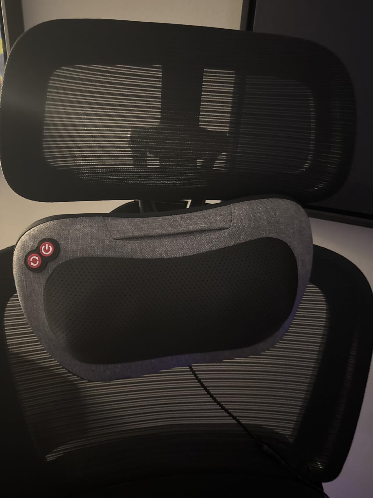 VIKTOR JURGEN Shiatsu Back Massager with Heat, Mothers Day Gifts for Mom, Dad, Women, Men, Deep Tissue Massage for Neck, Shoulder, Upper & Lower Back Pain Relief, Electric Kneading 3D Massage Pillow customer photo 1