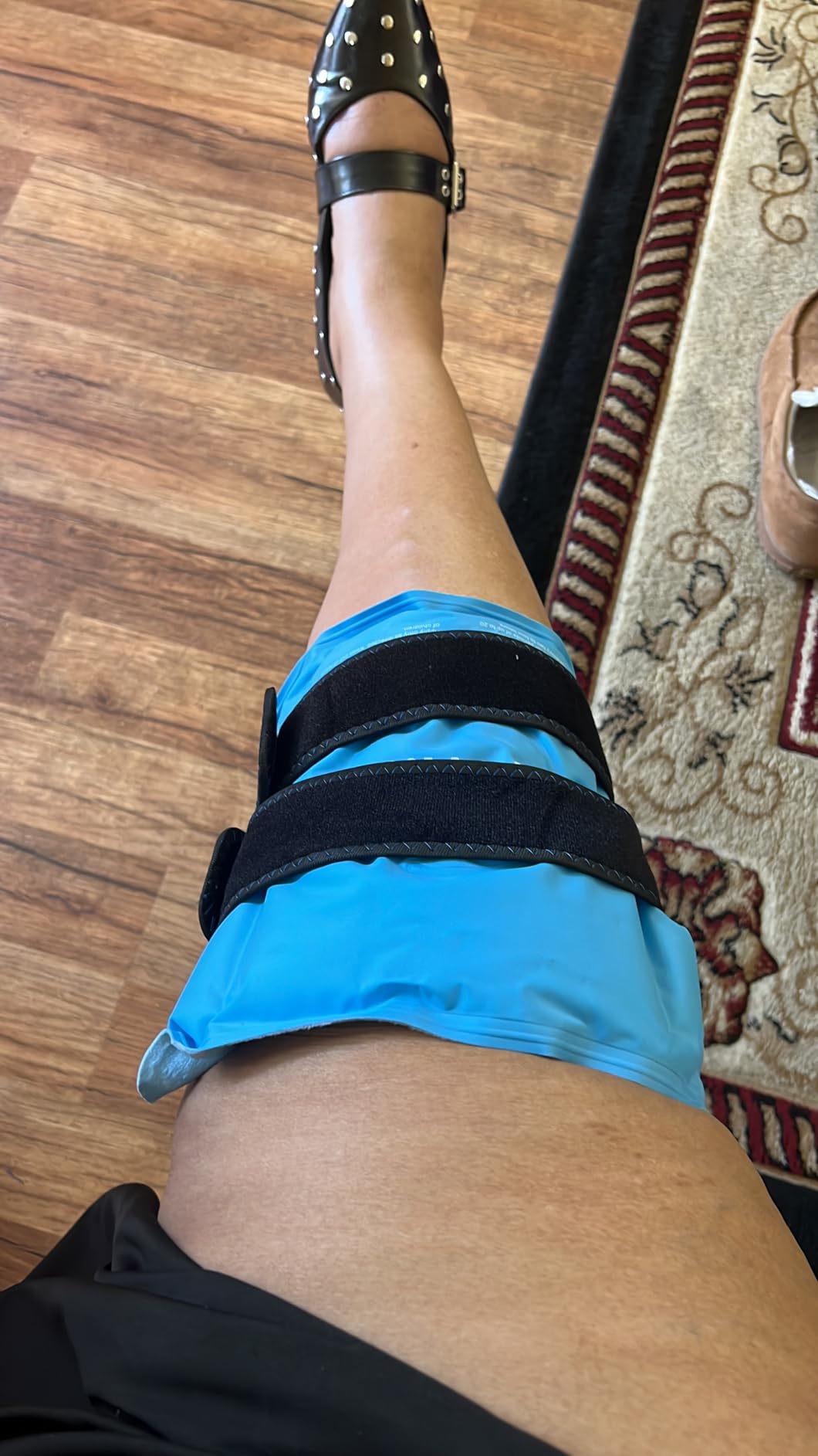 REVIX Ice Pack for Knee Pain Relief, Reusable Gel Ice Wrap for Leg Injuries, Swelling, Knee Replacement Surgery, Cold Compress Therapy for Arthritis, Meniscus Tear and ACL Blue customer photo 1