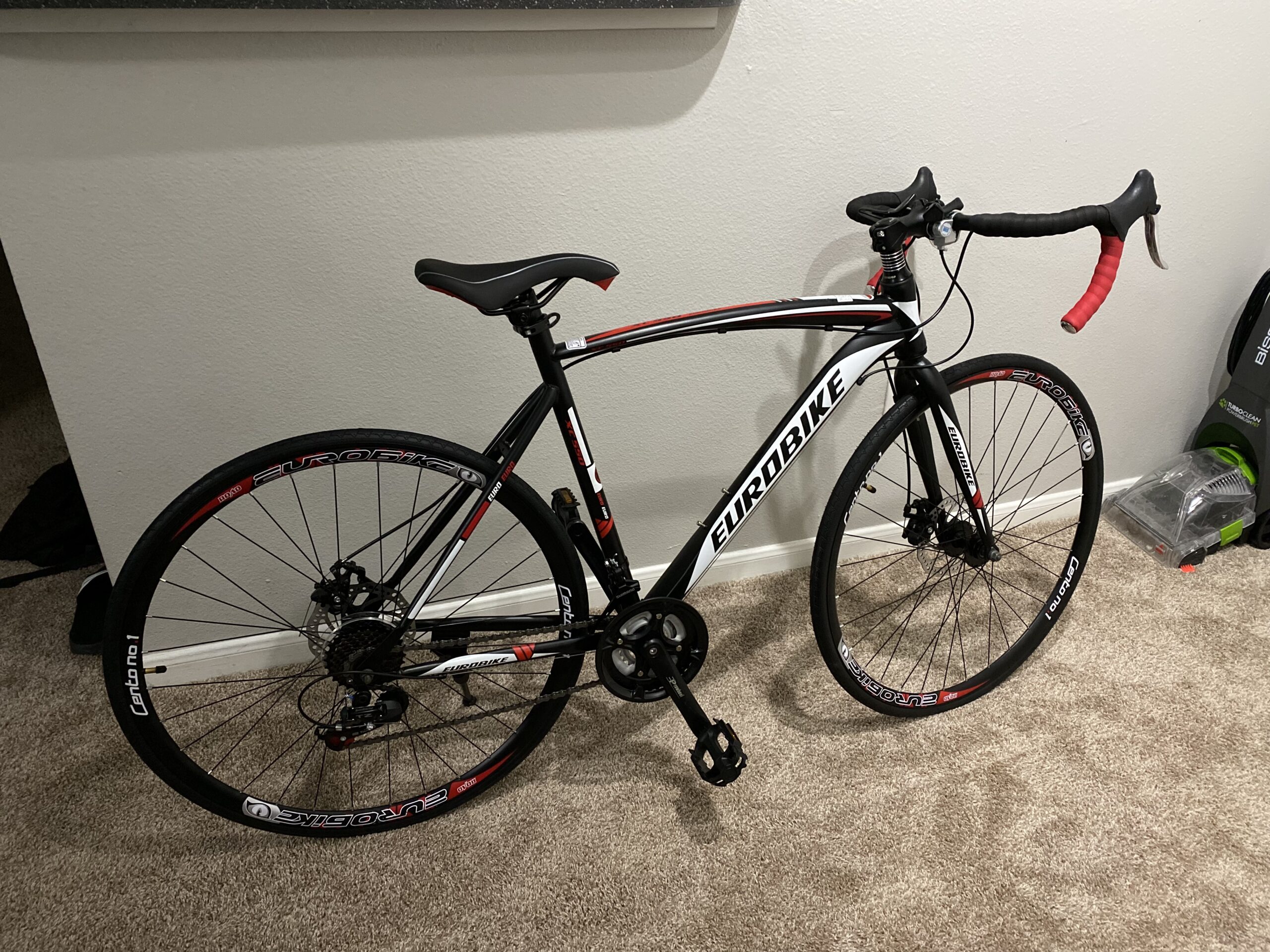 Eurobike HY XC550 Road Bike, 21 Speed Road Bicycle for Adults Men and Women, Disc Brake 700C Race Bike for Beginner to Intermediate customer photo 2