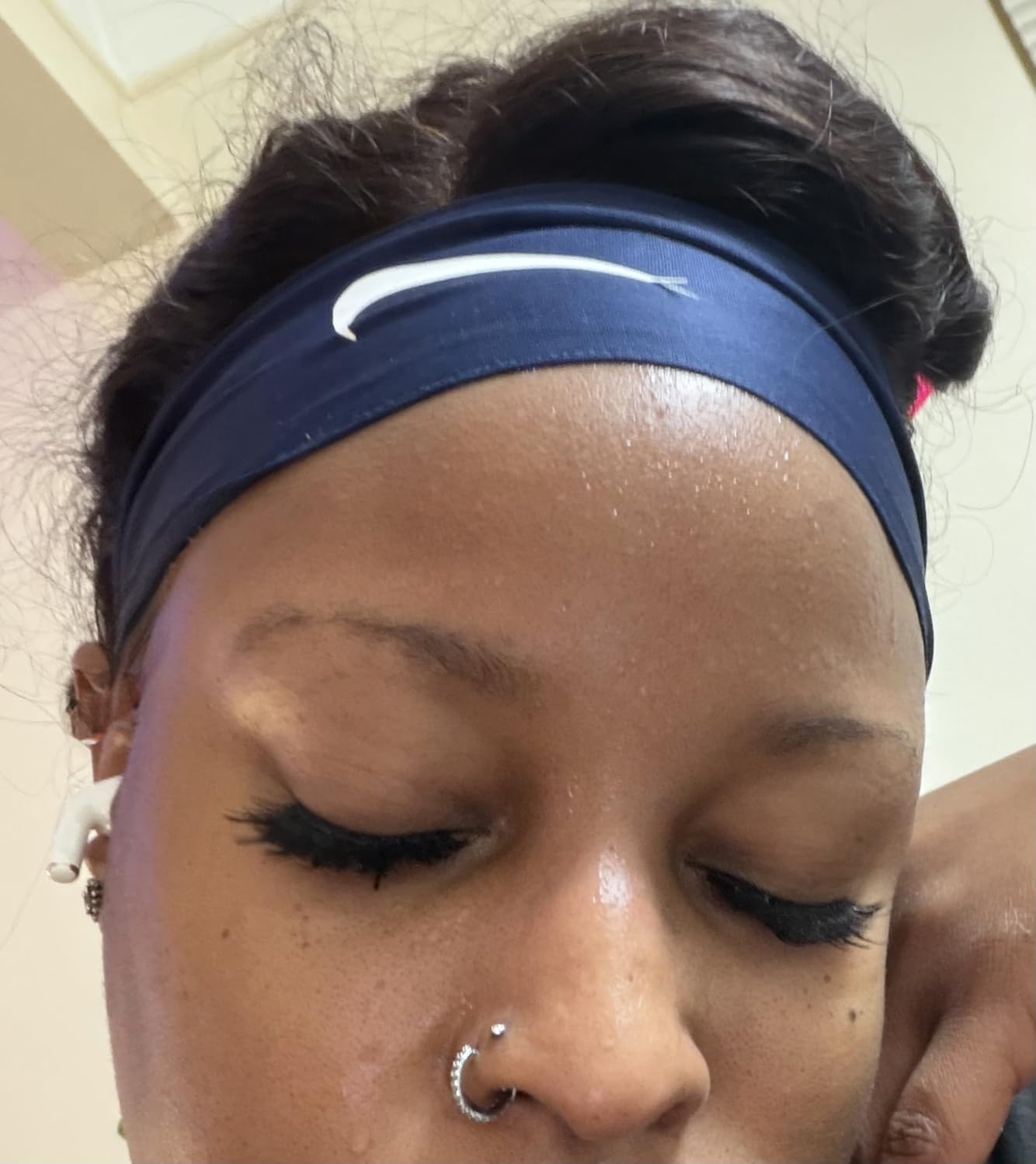 Nike Dri-Fit Fury Sweat-Wicking Head Tie - Unisex customer photo 1