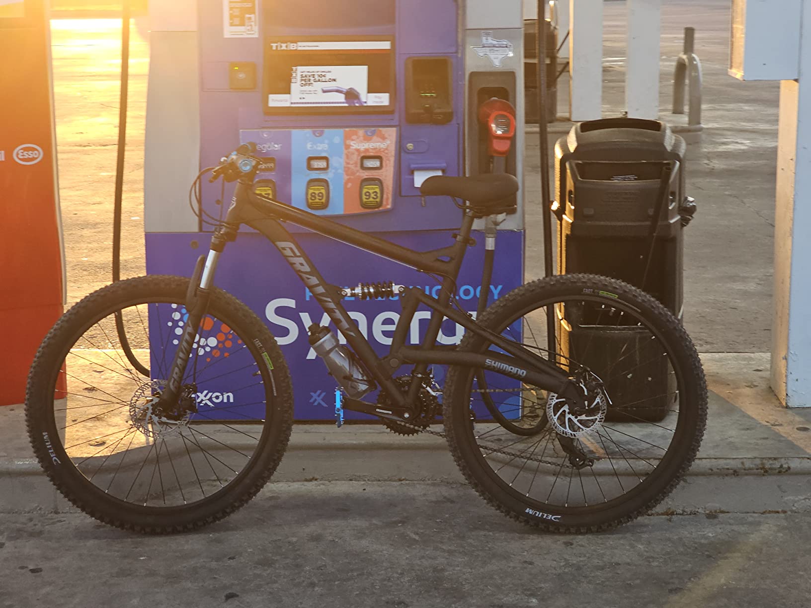2025 Gravity FSX 27.5 LTD Dual Suspension 21 Speed Mountain Bike customer photo 2