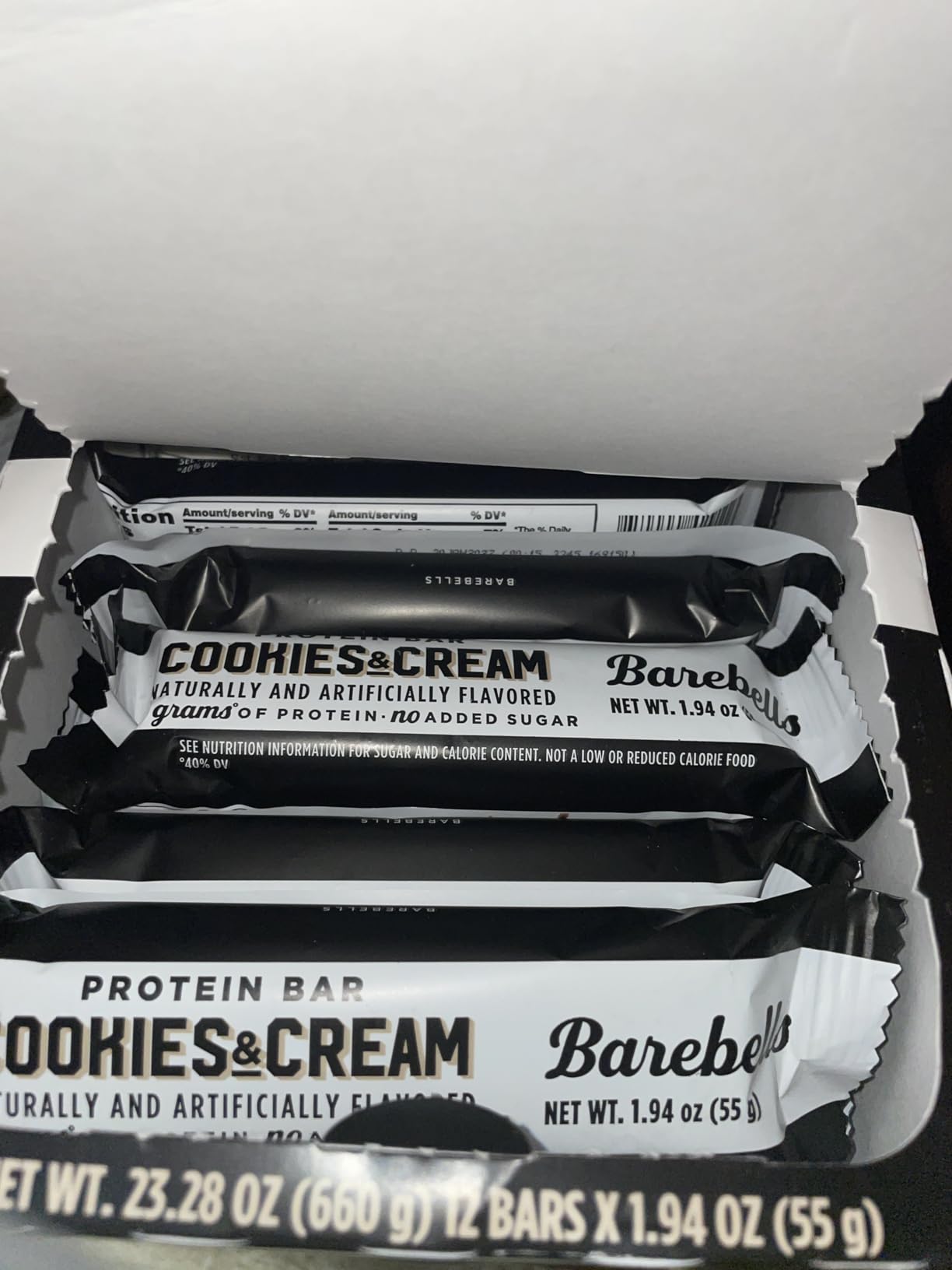 Barebells Protein Bars Cookies & Cream - 12 Count, 20g High Protein Treats - Chocolate Nutrition Bar with 1g Total Sugars - On-The-Go Breakfast or Post-Workout Snack customer photo 1