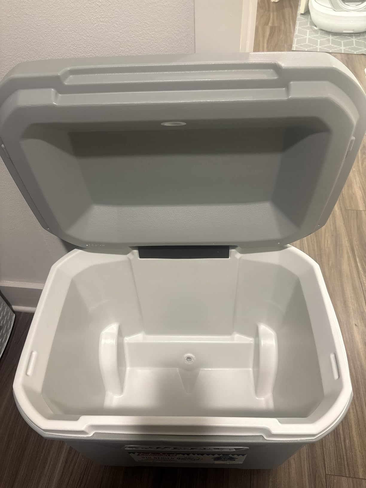 Coleman Classic Series Insulated Portable Rolling Cooler with Wheels, Leak-Resistant Outdoor Hard Cooler Keeps Ice up to 5 Days, 100-Quart customer photo 2