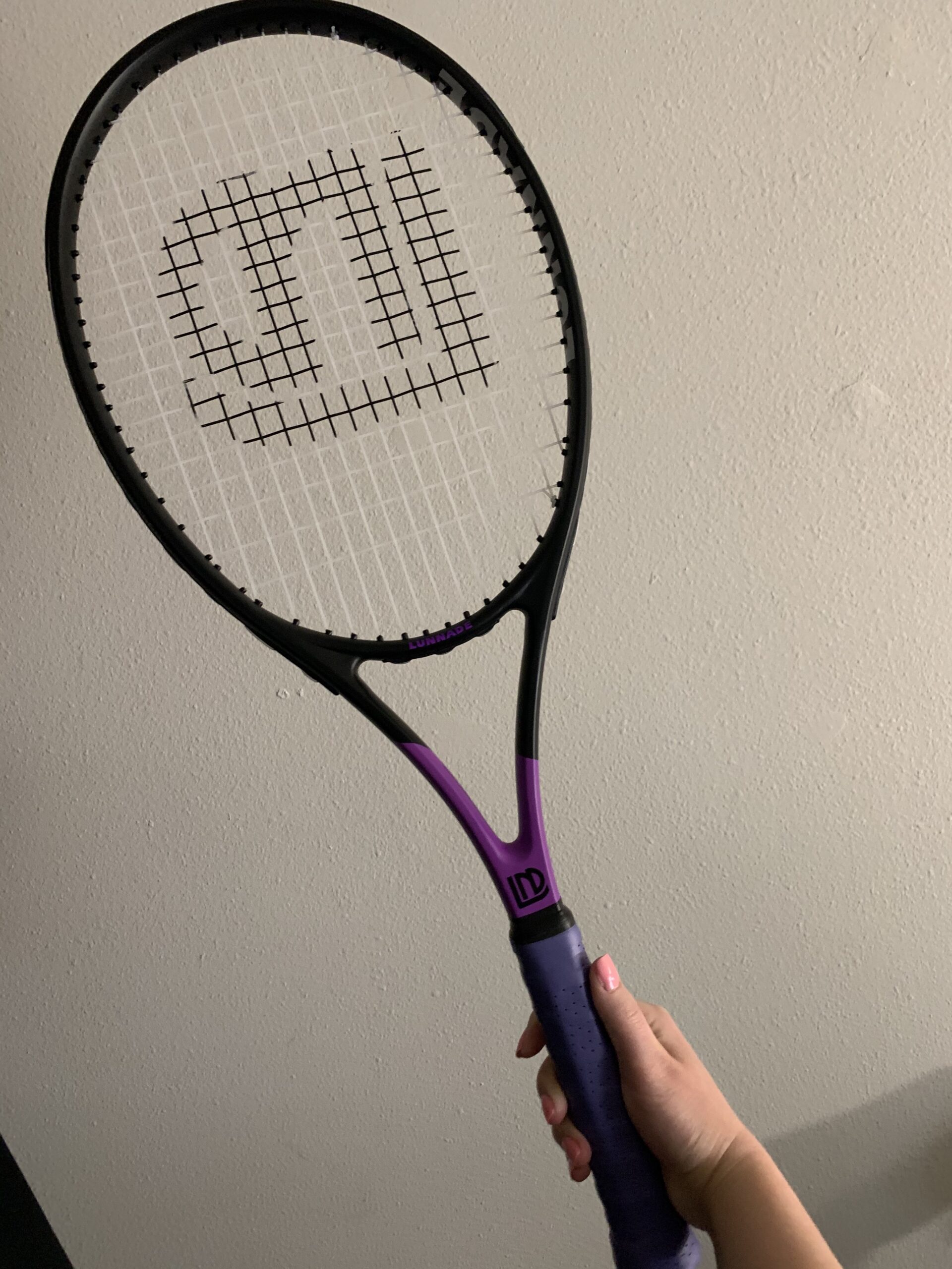 Adults Tennis Racket 27 Inch, Shockproof Carbon Fiber Tennis Racquet Light-Weight, Pre-Strung and Regrip customer photo 1