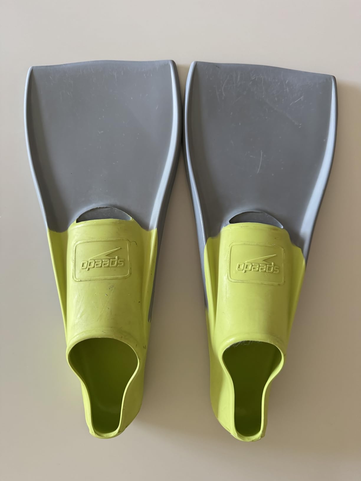 Speedo Unisex-Adult Swim Training Fins Rubber Long Blade customer photo 1