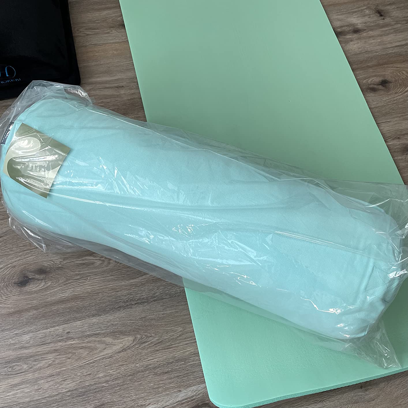 Retrospec Sequoia Yoga Bolster Pillow - Meditation Cushion for Yoga Practices - Includes Machine Washable 100% Cotton Cover & Durable Carry Handle customer photo 1