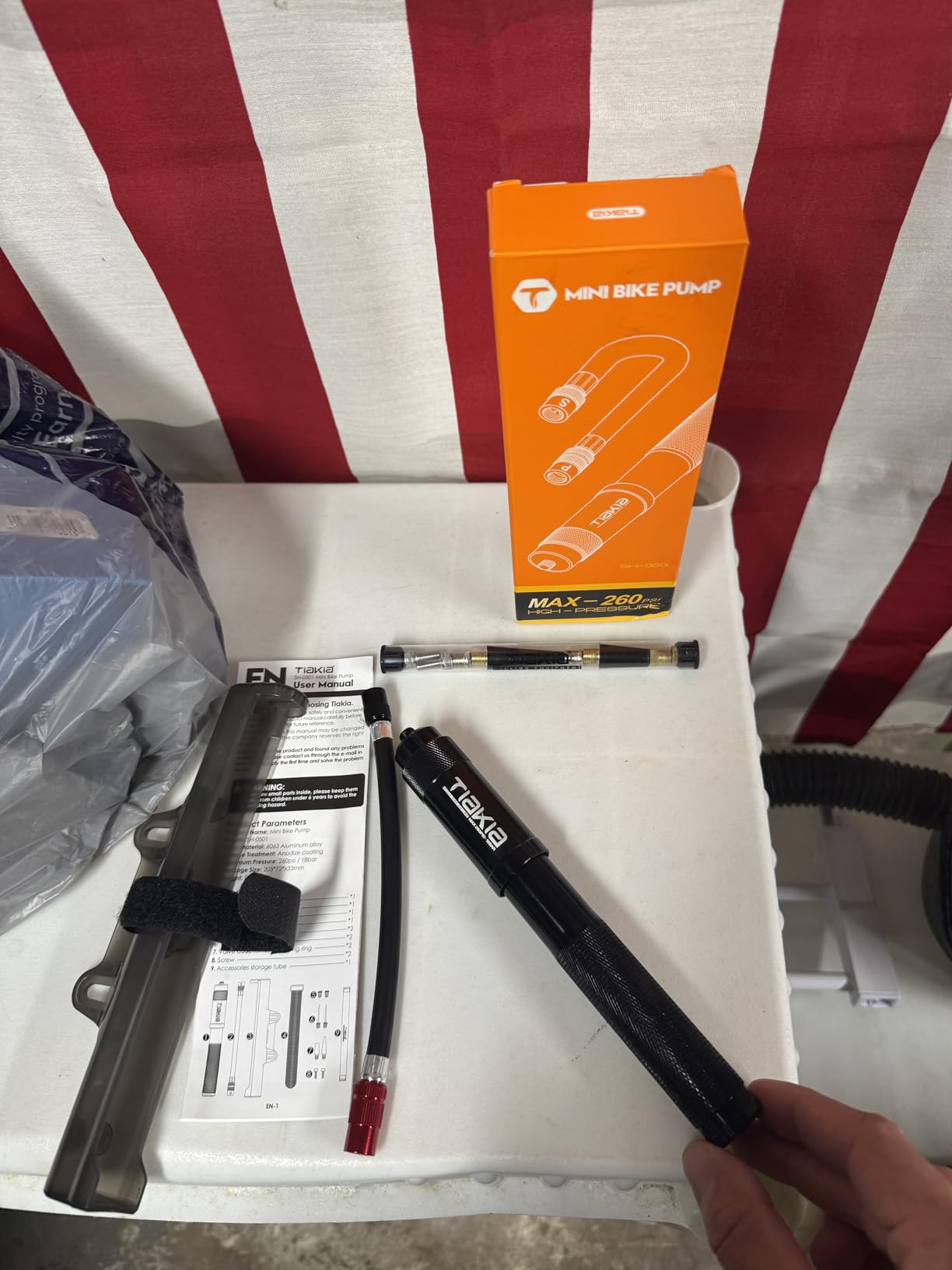 Tiakia Mini Bike Pump, Portable Bicycle Pump with Bracket, 260PSI High Pressure Frame Pump Air Hand Pump Fit Presta, Schrader & Woods Valves customer photo 1