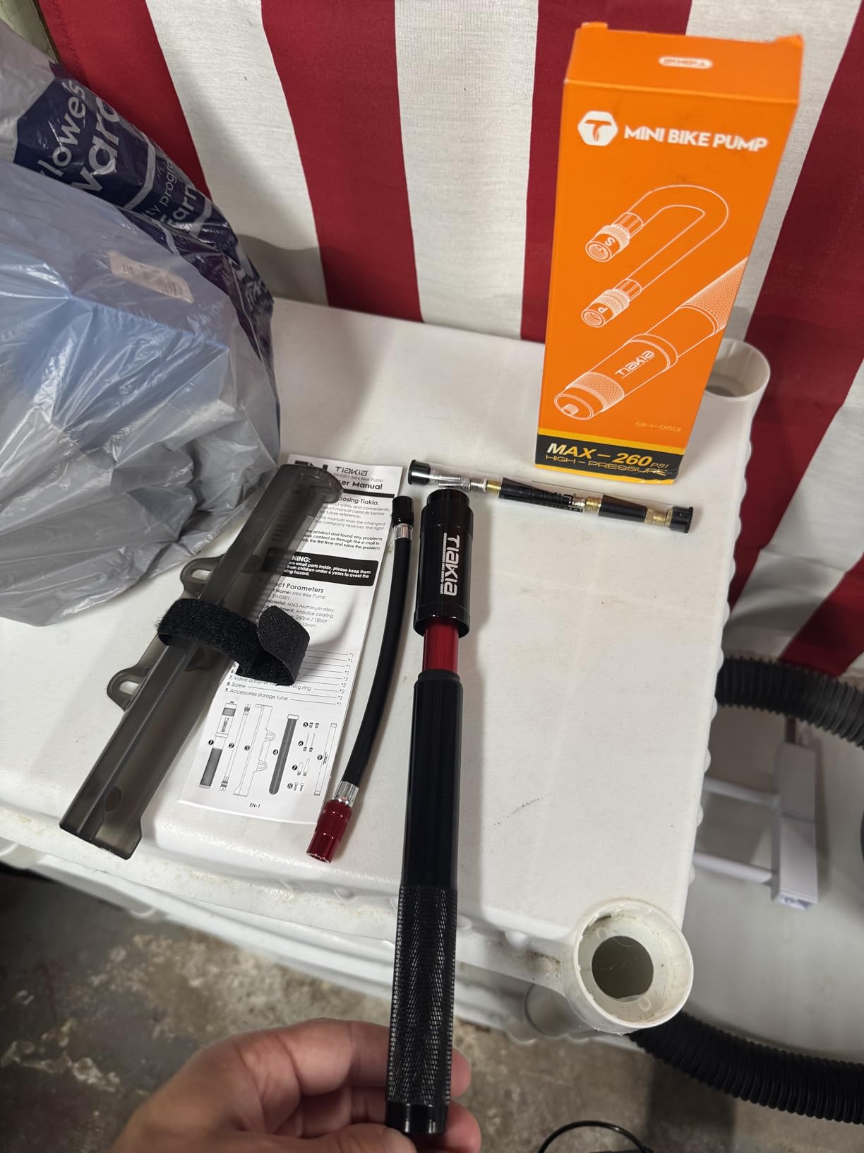 Tiakia Mini Bike Pump, Portable Bicycle Pump with Bracket, 260PSI High Pressure Frame Pump Air Hand Pump Fit Presta, Schrader & Woods Valves customer photo 2