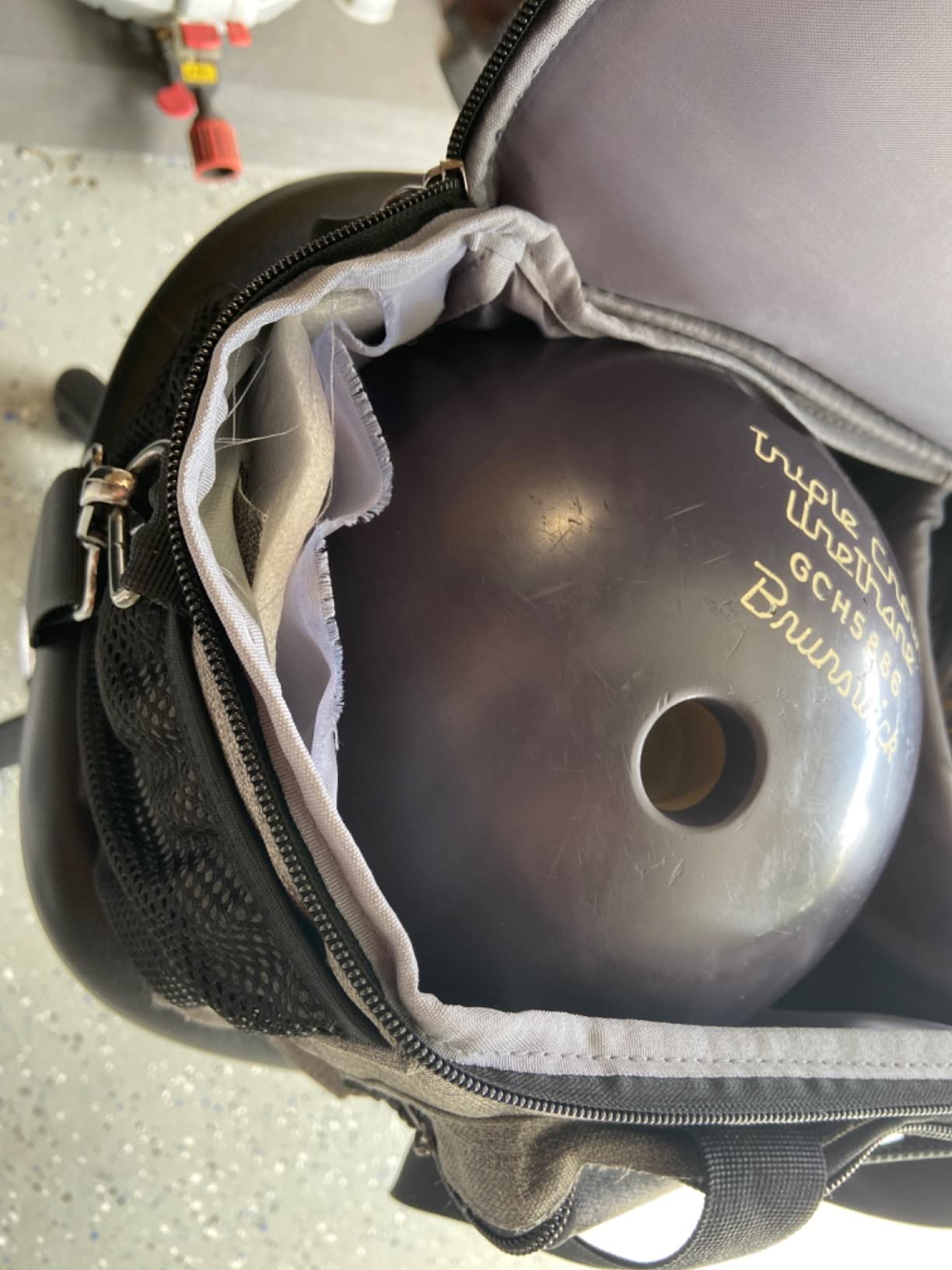 DSLEAF Bowling Bag for 2 Balls, Bowling Tote with Wooden Bowling Cups and Padded Divider for Double Ball and A Pair of Bowling Shoes Up to Mens 16 and Extra Essentials (Patent Design), Bag Only customer photo 2