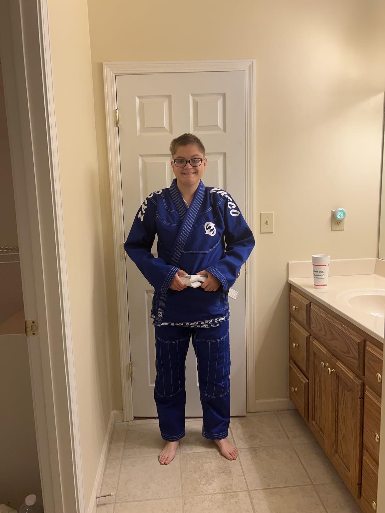 Brazilian Jiu Jitsu Gi BJJ Gi for Men & Women Grappling gi Uniform Kimonos Light, Preshrunk, with White Belt customer photo 1