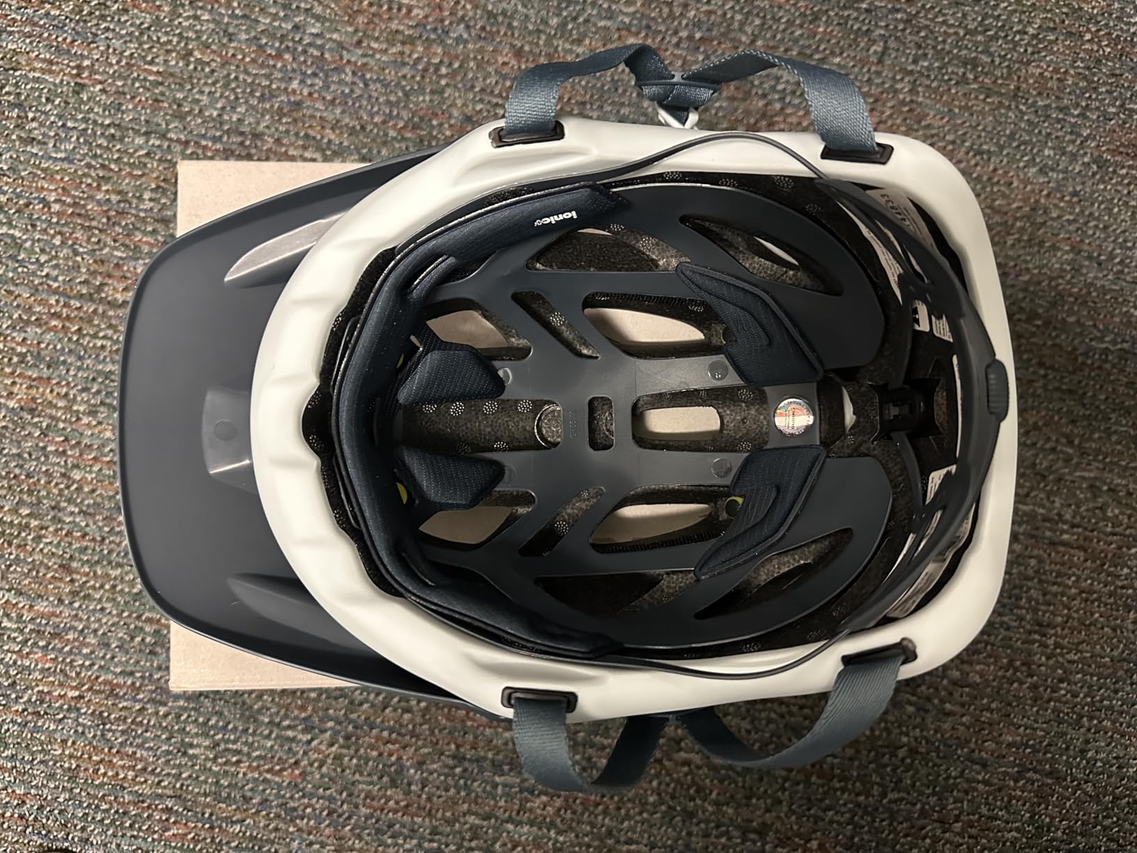 Giro Montaro MIPS II - Men's Mountain Bike Helmet customer photo 1